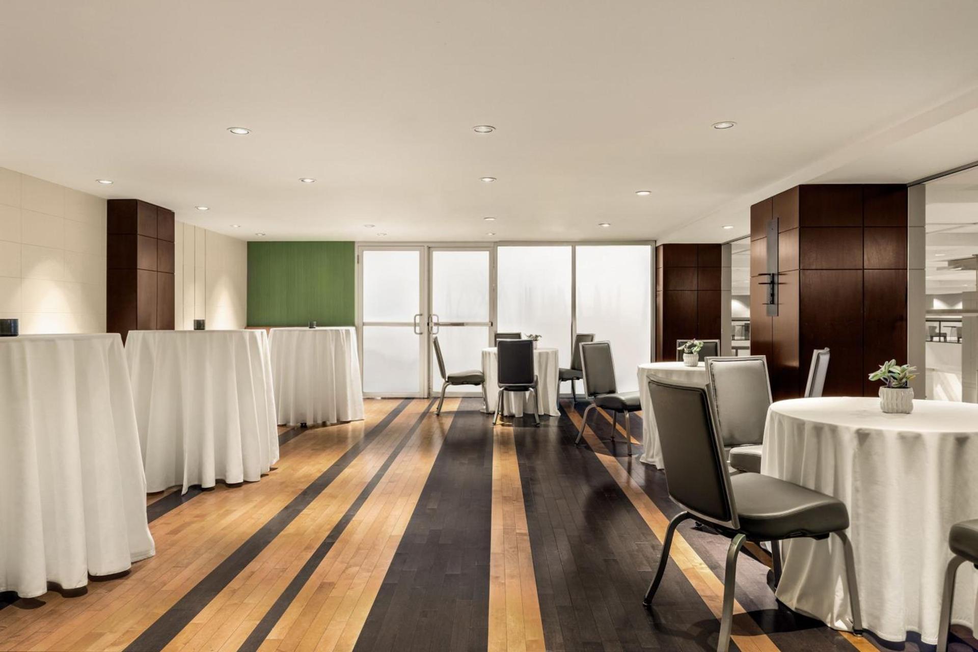 Chicago Marriott Downtown Magnificent Mile photo 99