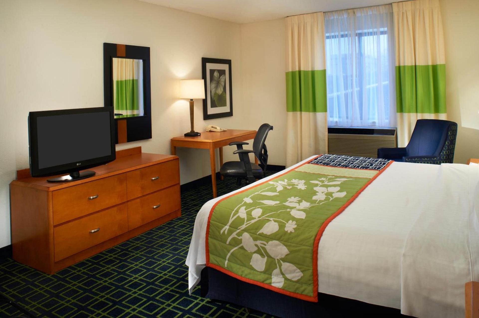 Fairfield Inn & Suites Indianapolis East photo 15