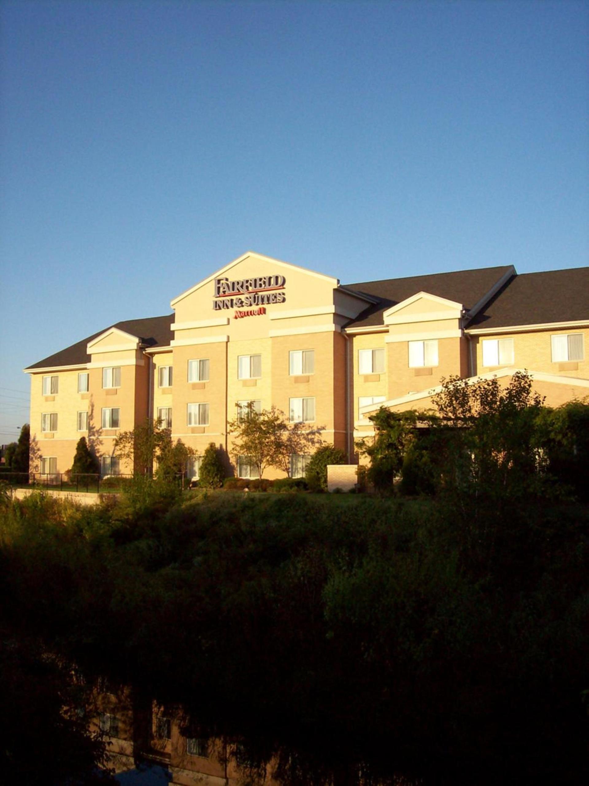 Fairfield Inn & Suites Indianapolis East photo 2