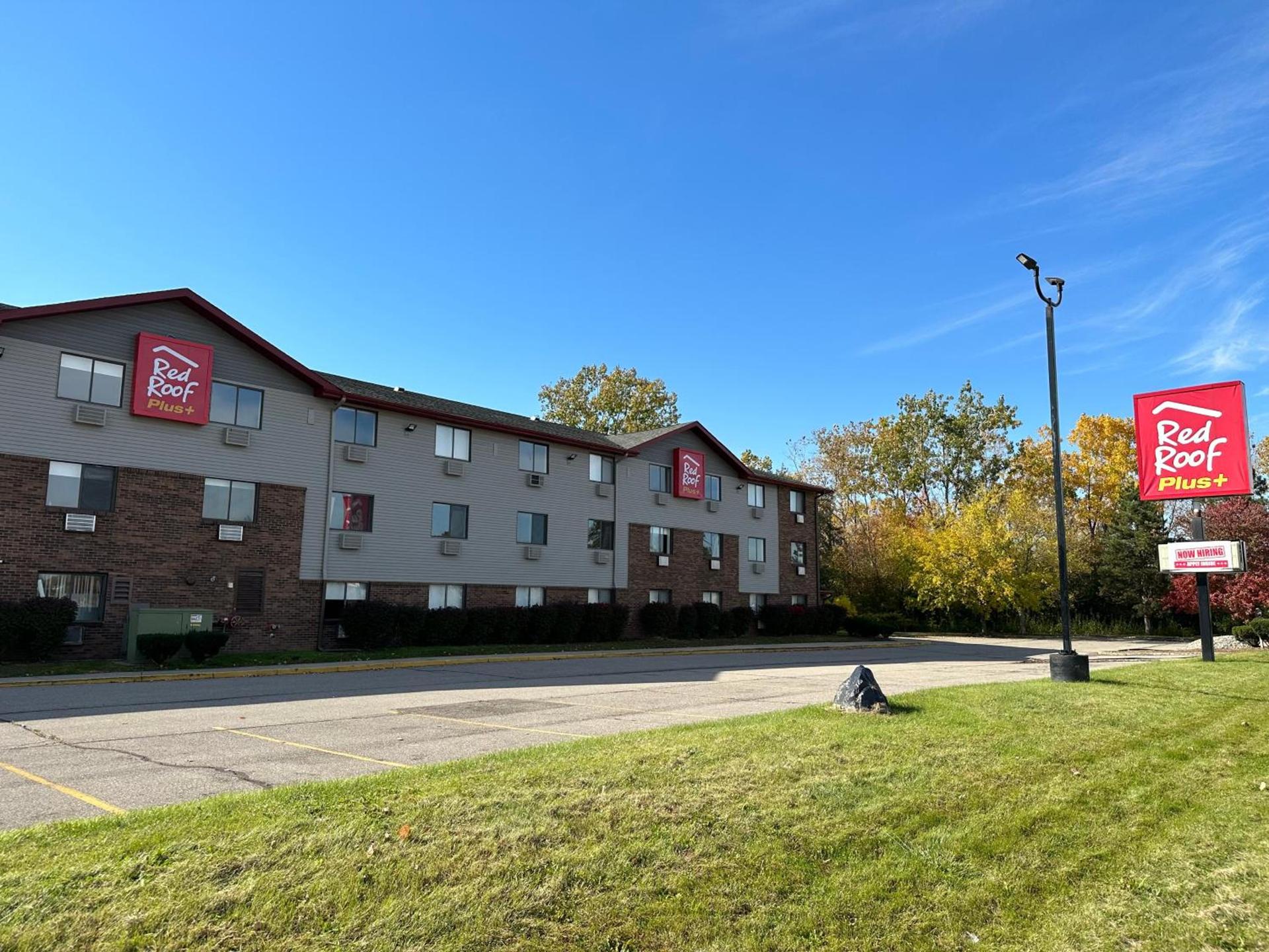Red Roof Inn PLUS Belleville photo 20