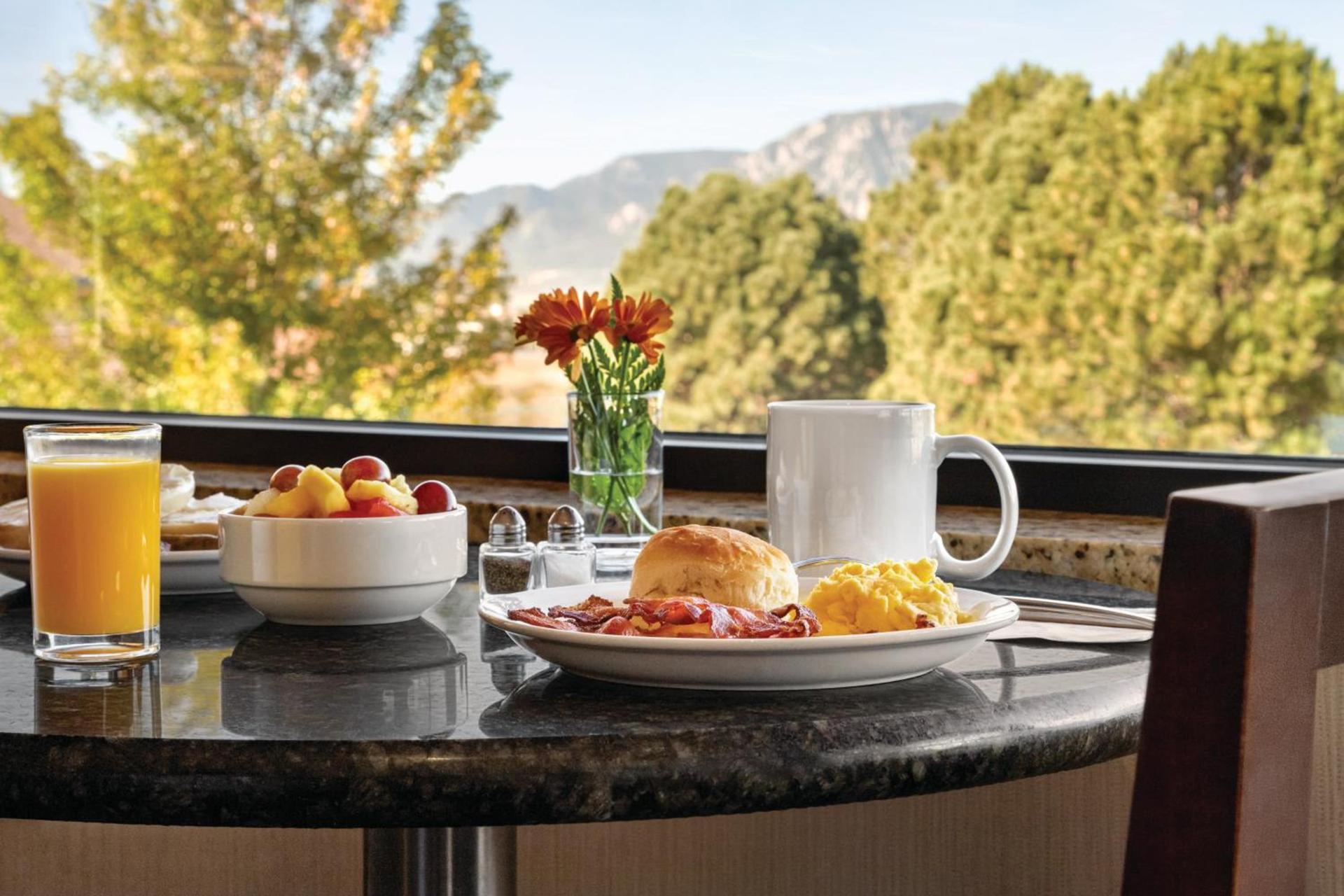 Radisson Hotel Colorado Springs Airport photo 61
