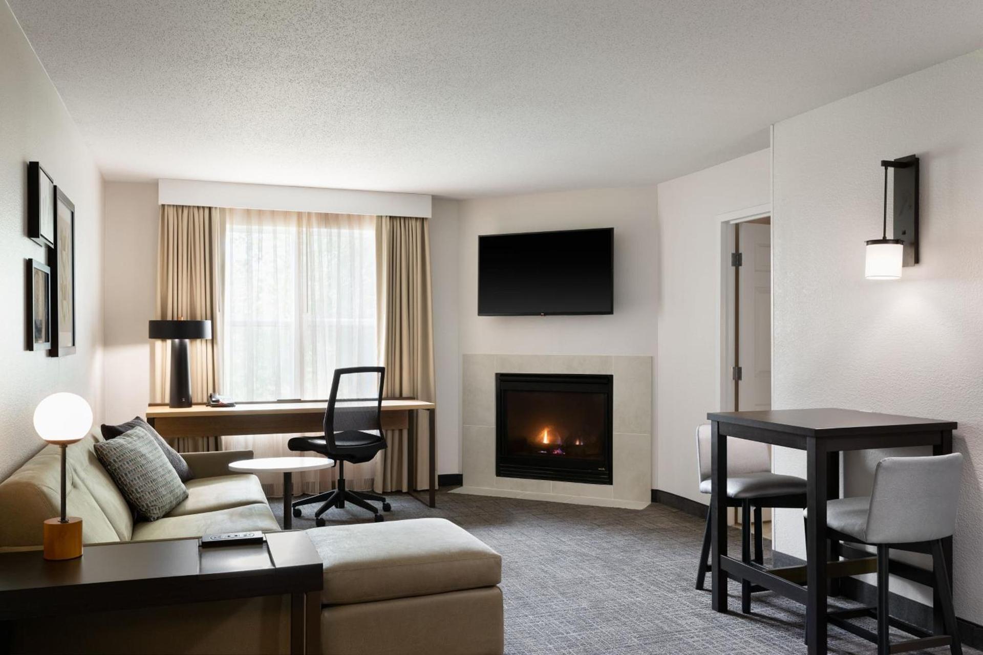 Residence Inn by Marriott Madison West/Middleton photo 11
