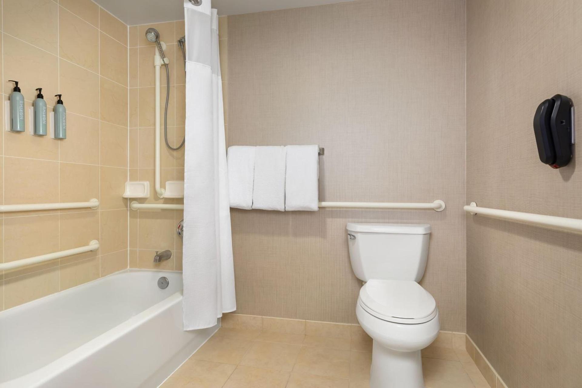 Residence Inn by Marriott Madison West/Middleton photo 17