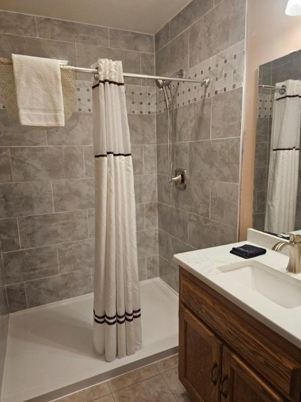 Evergreen Hill Condominiums photo 8