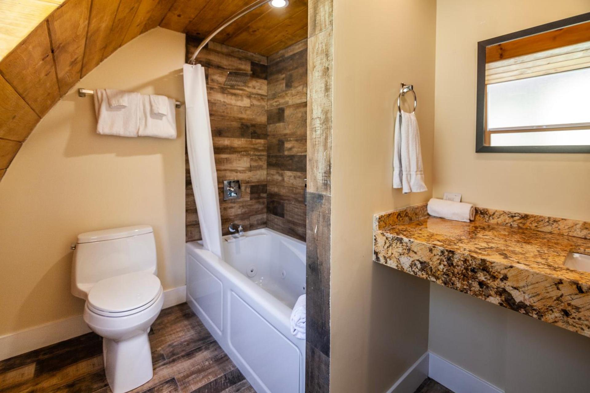 Tahquitz Pines Retreat photo 34