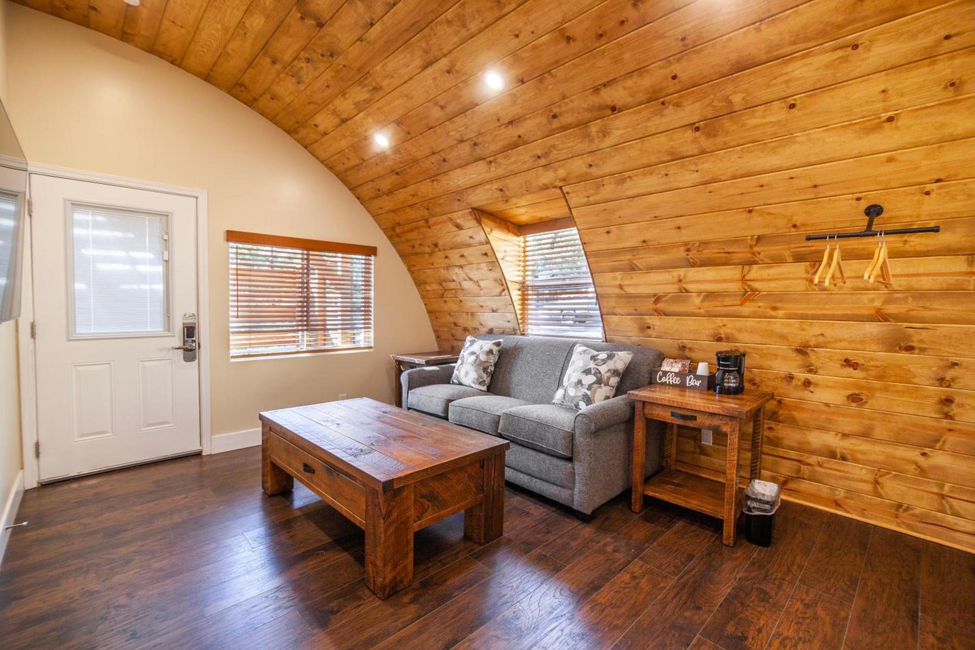 Tahquitz Pines Retreat photo 31