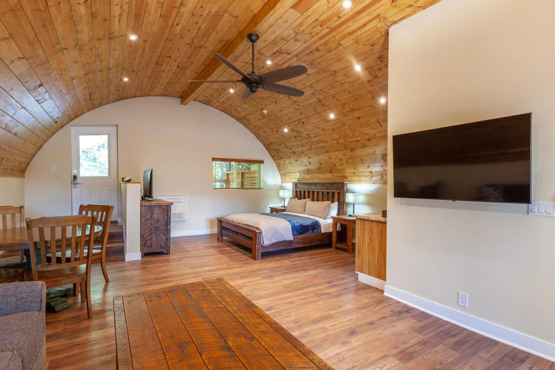 Tahquitz Pines Retreat photo 39