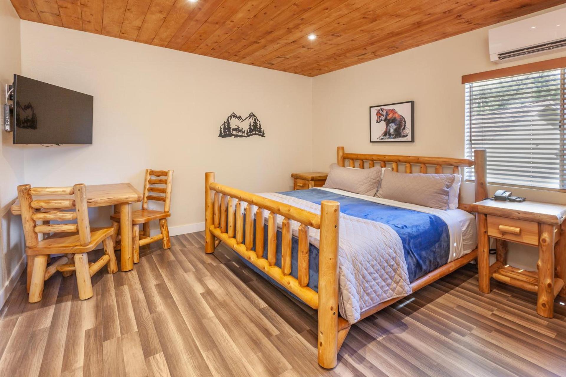 Tahquitz Pines Retreat photo 46