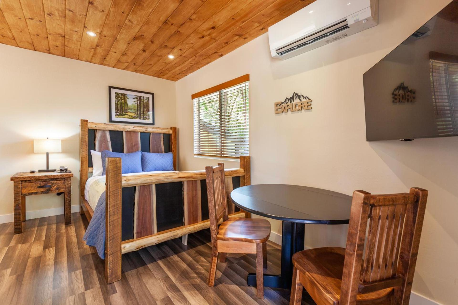 Tahquitz Pines Retreat photo 55