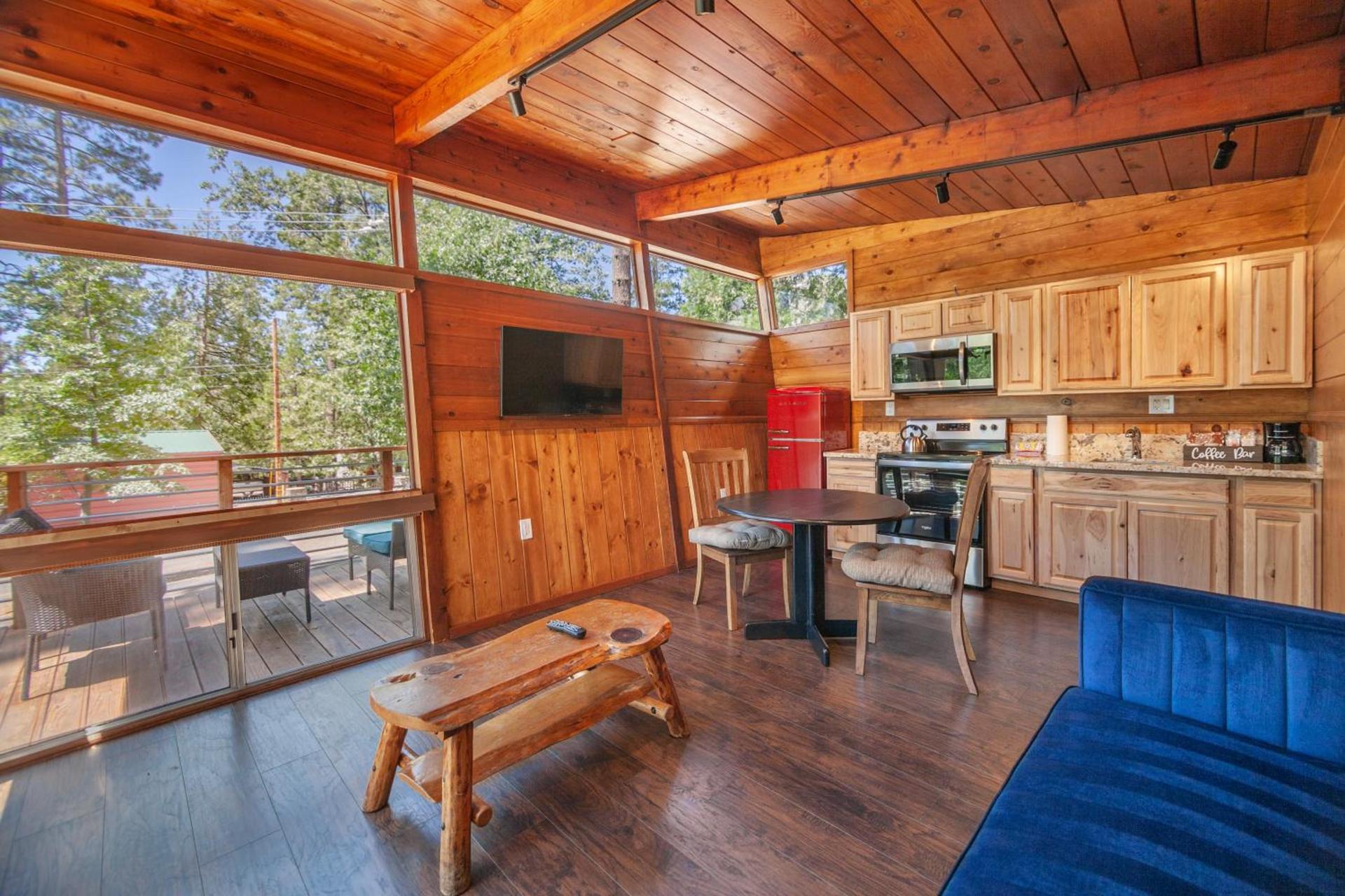 Tahquitz Pines Retreat photo 66