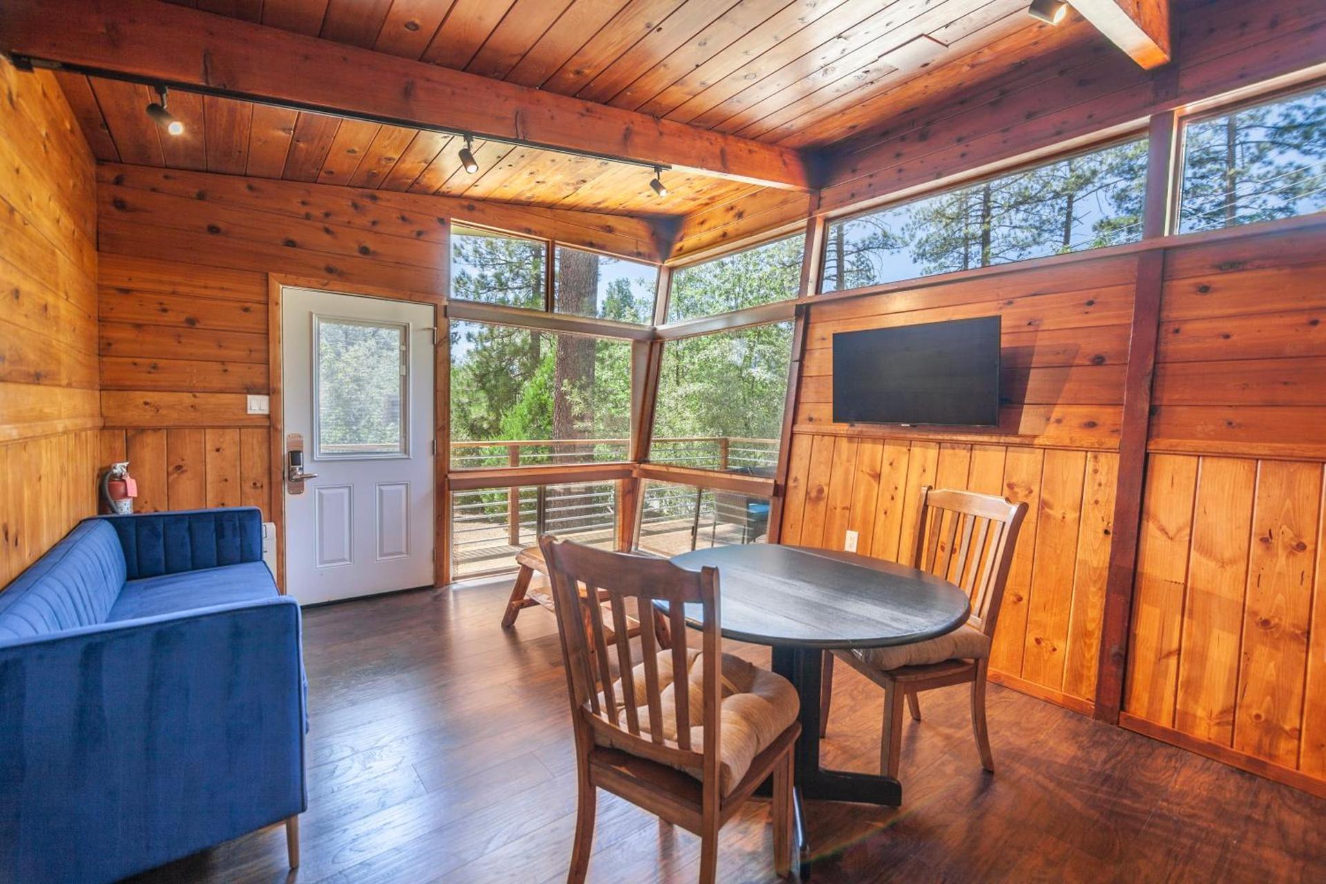 Tahquitz Pines Retreat photo 65