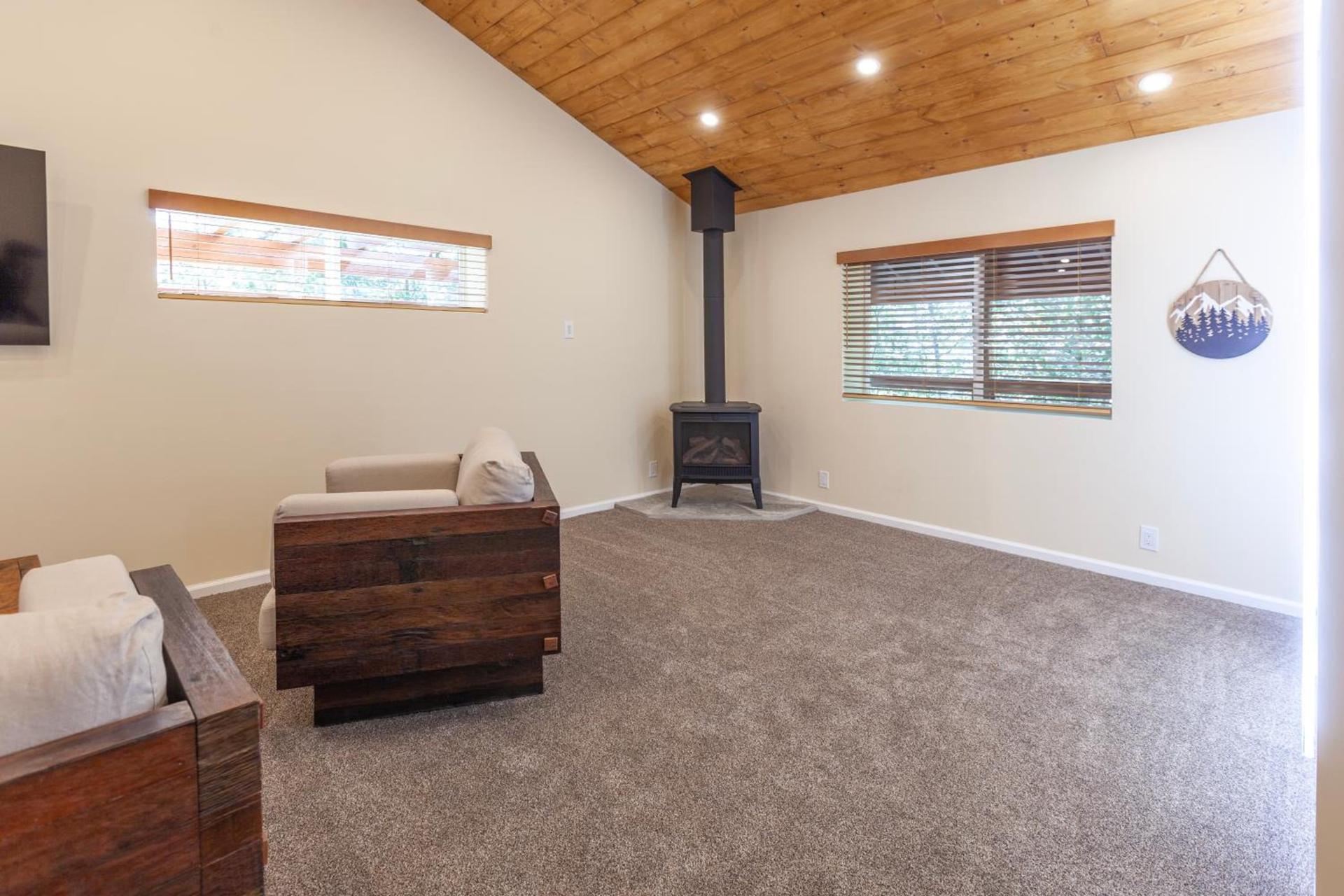 Tahquitz Pines Retreat photo 92