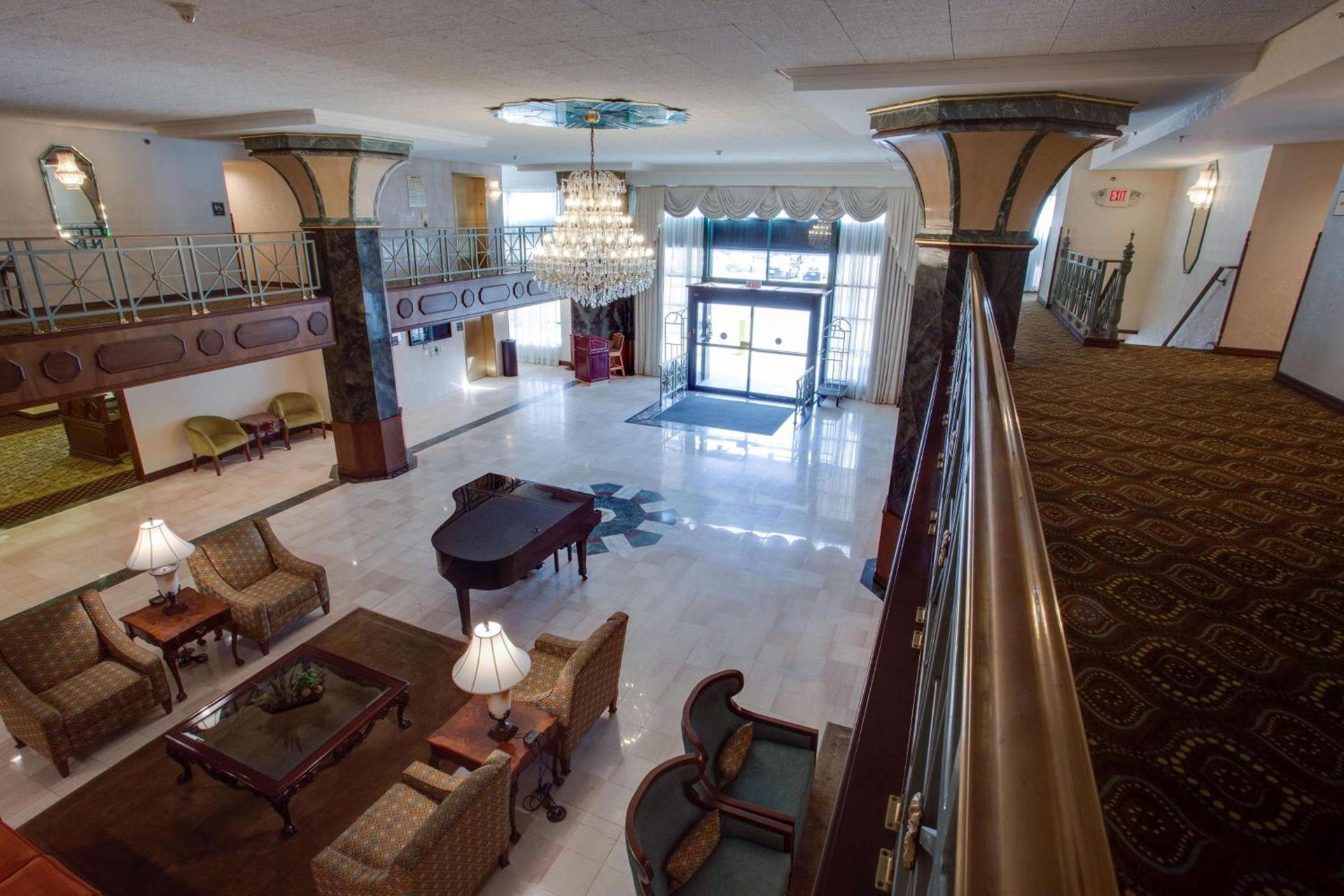 Pear Tree Inn St Louis Convention Center photo 8