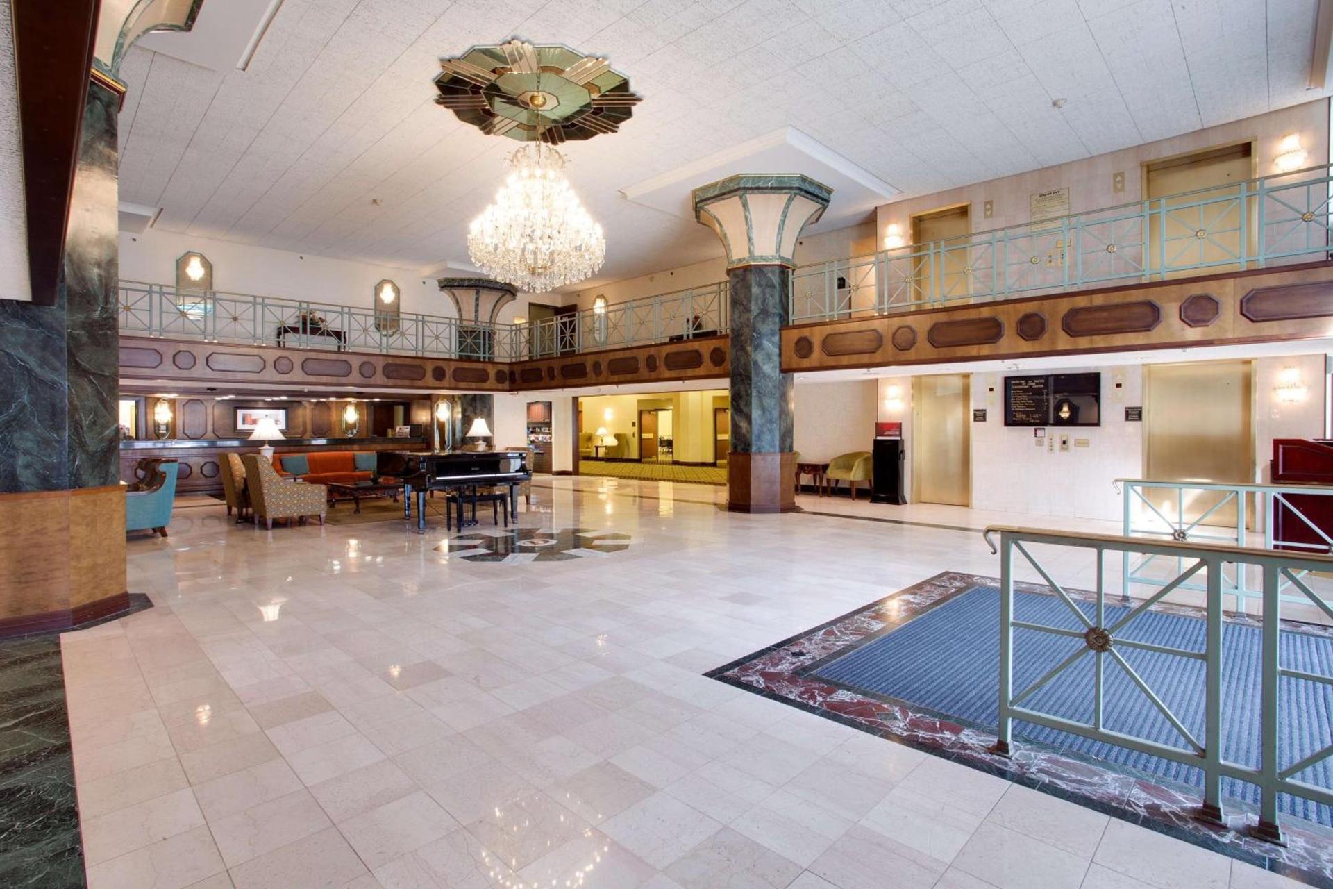 Pear Tree Inn St Louis Convention Center photo 9