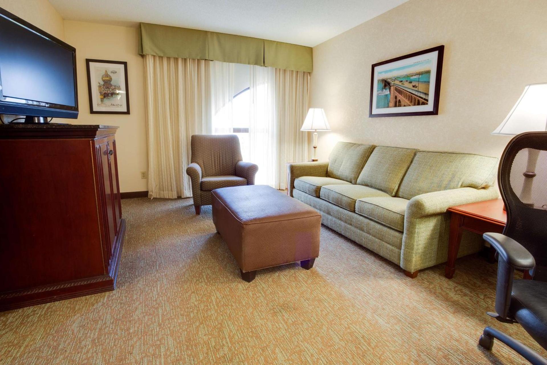 Pear Tree Inn St Louis Convention Center photo 14
