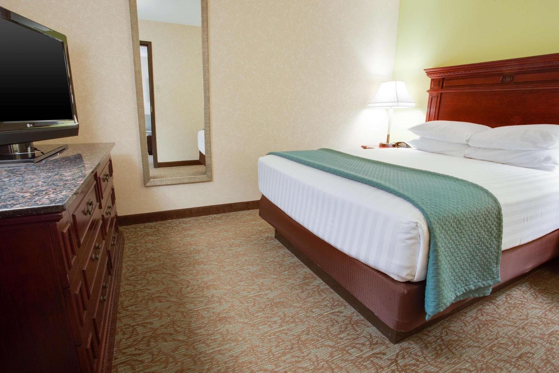 Pear Tree Inn St Louis Convention Center photo 15
