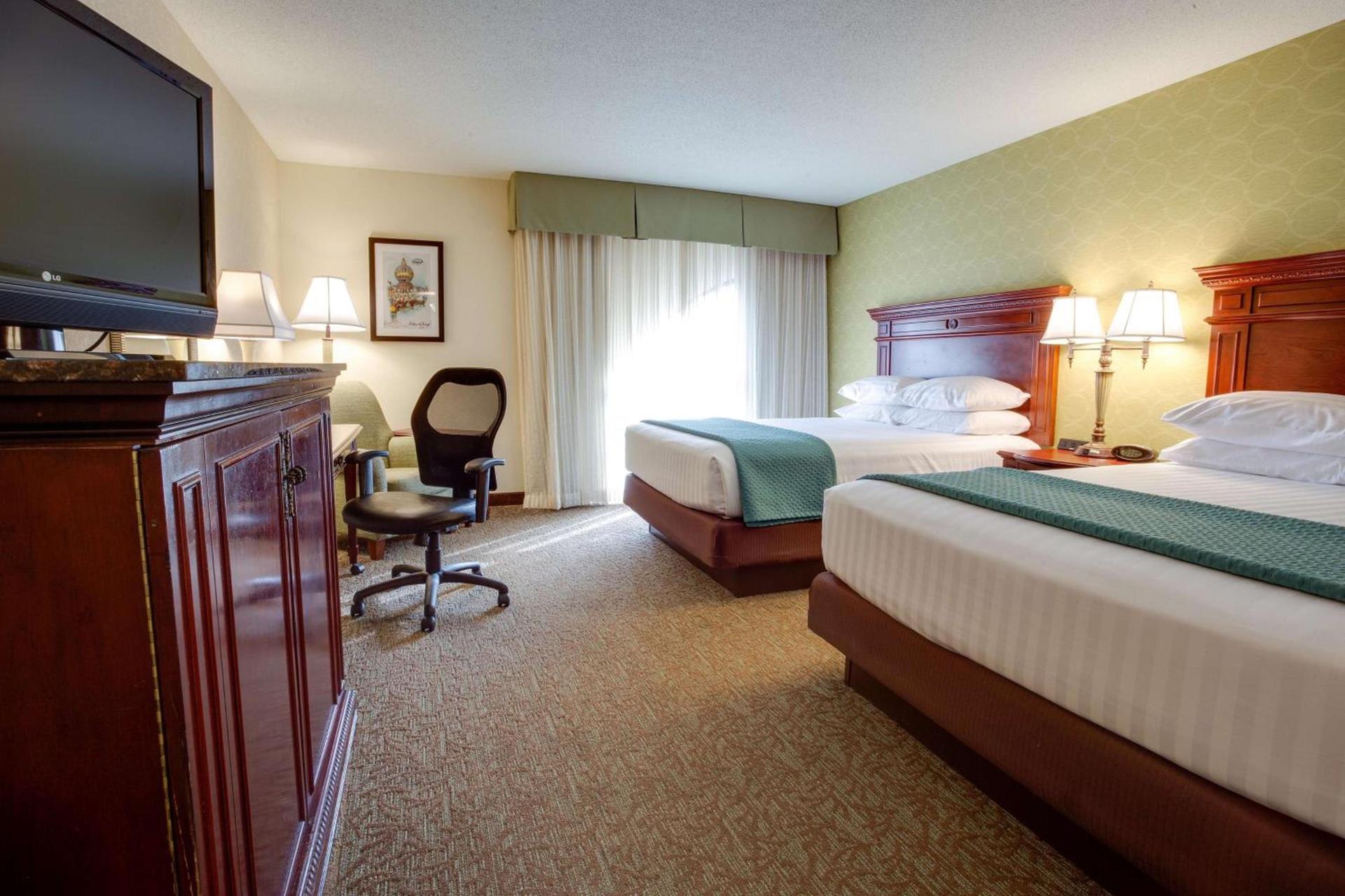 Pear Tree Inn St Louis Convention Center photo 17