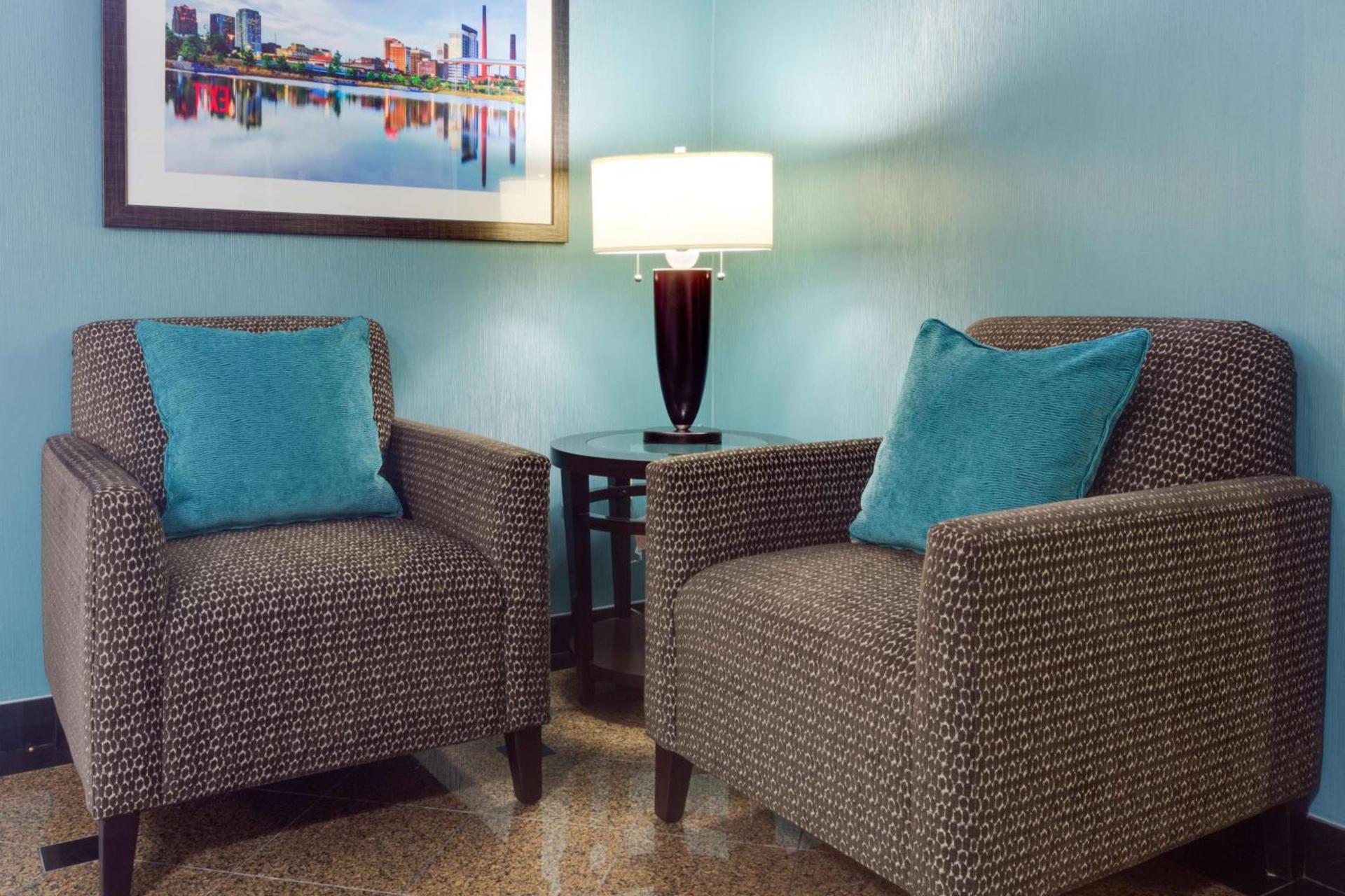 Drury Inn & Suites Birmingham Grandview photo 5