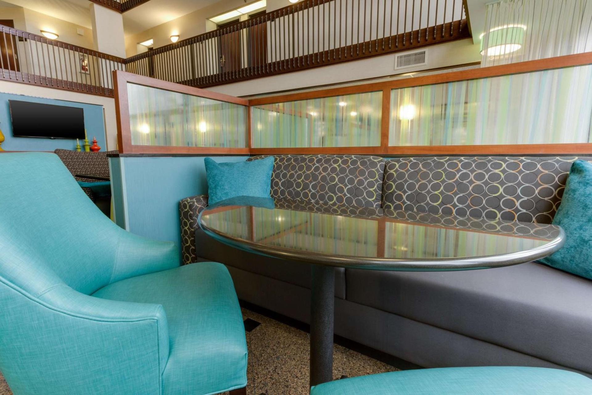 Drury Inn & Suites Birmingham Grandview photo 7
