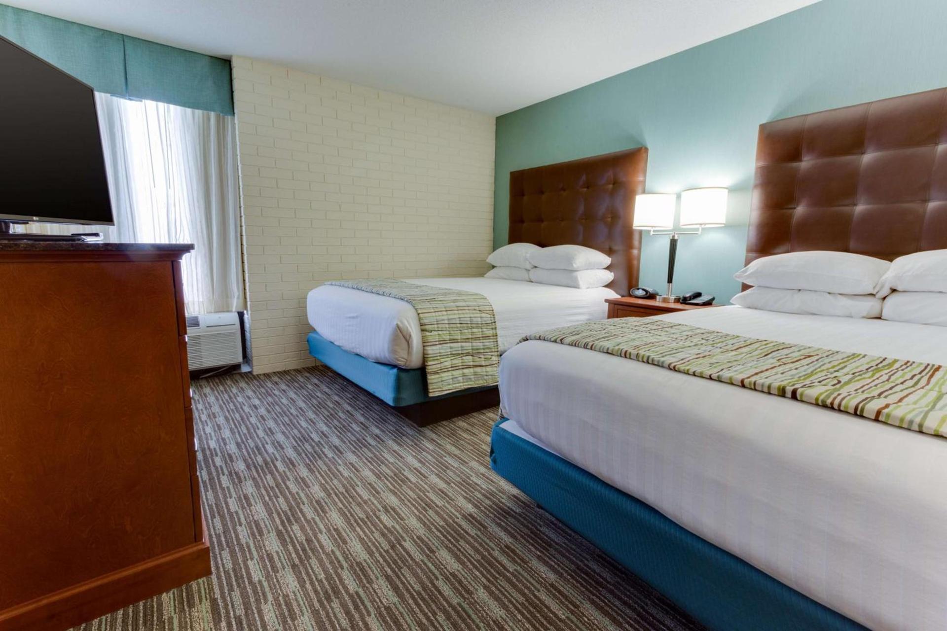 Drury Inn & Suites Birmingham Grandview photo 12