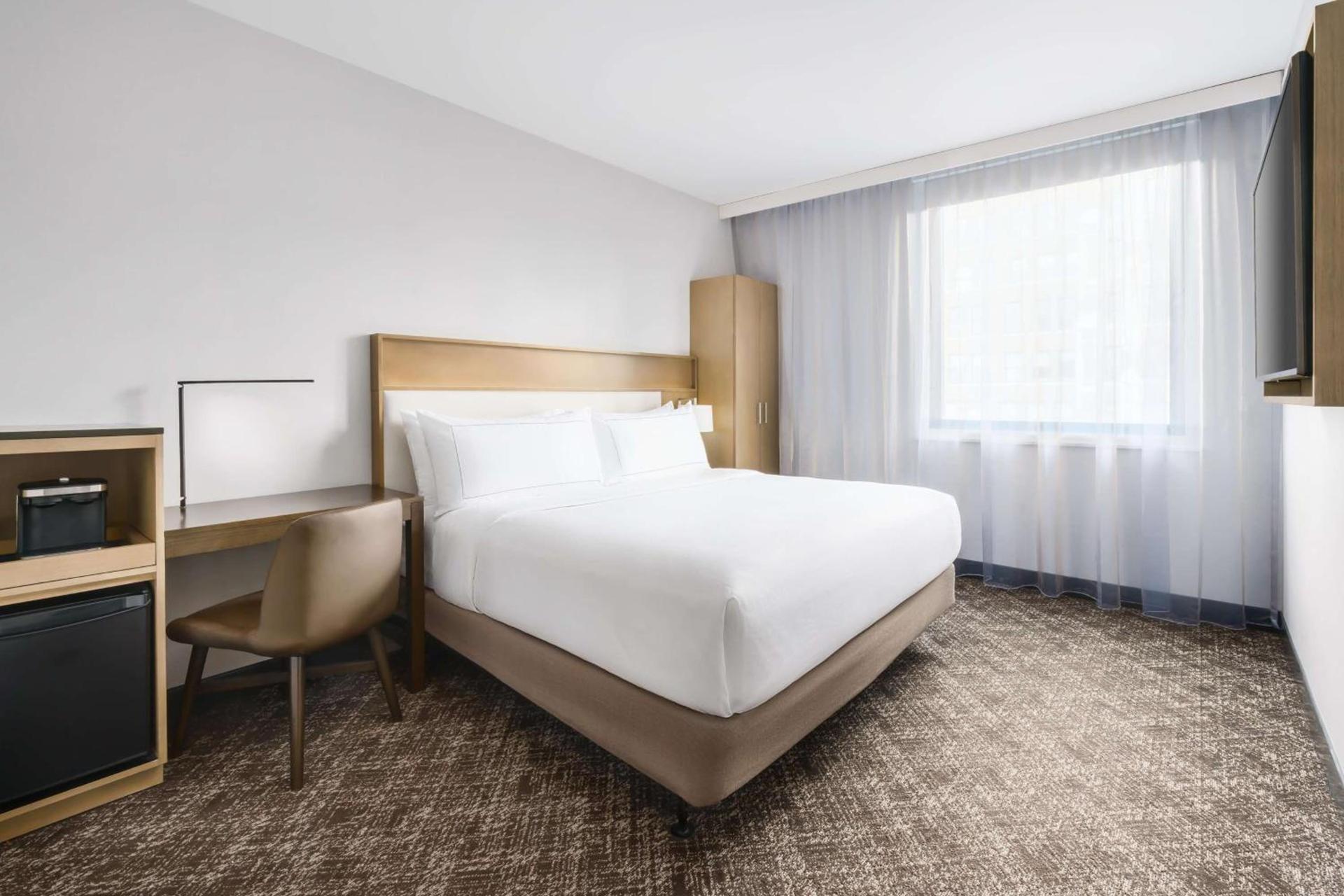 DoubleTree by Hilton New York Times Square South photo 15