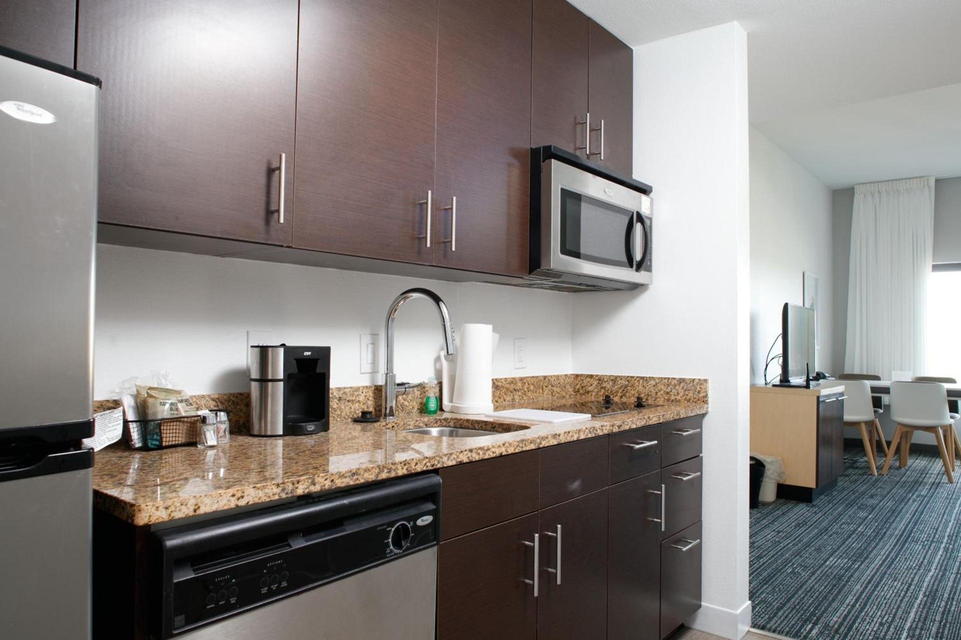 TownePlace Suites by Marriott Savannah Airport photo 11
