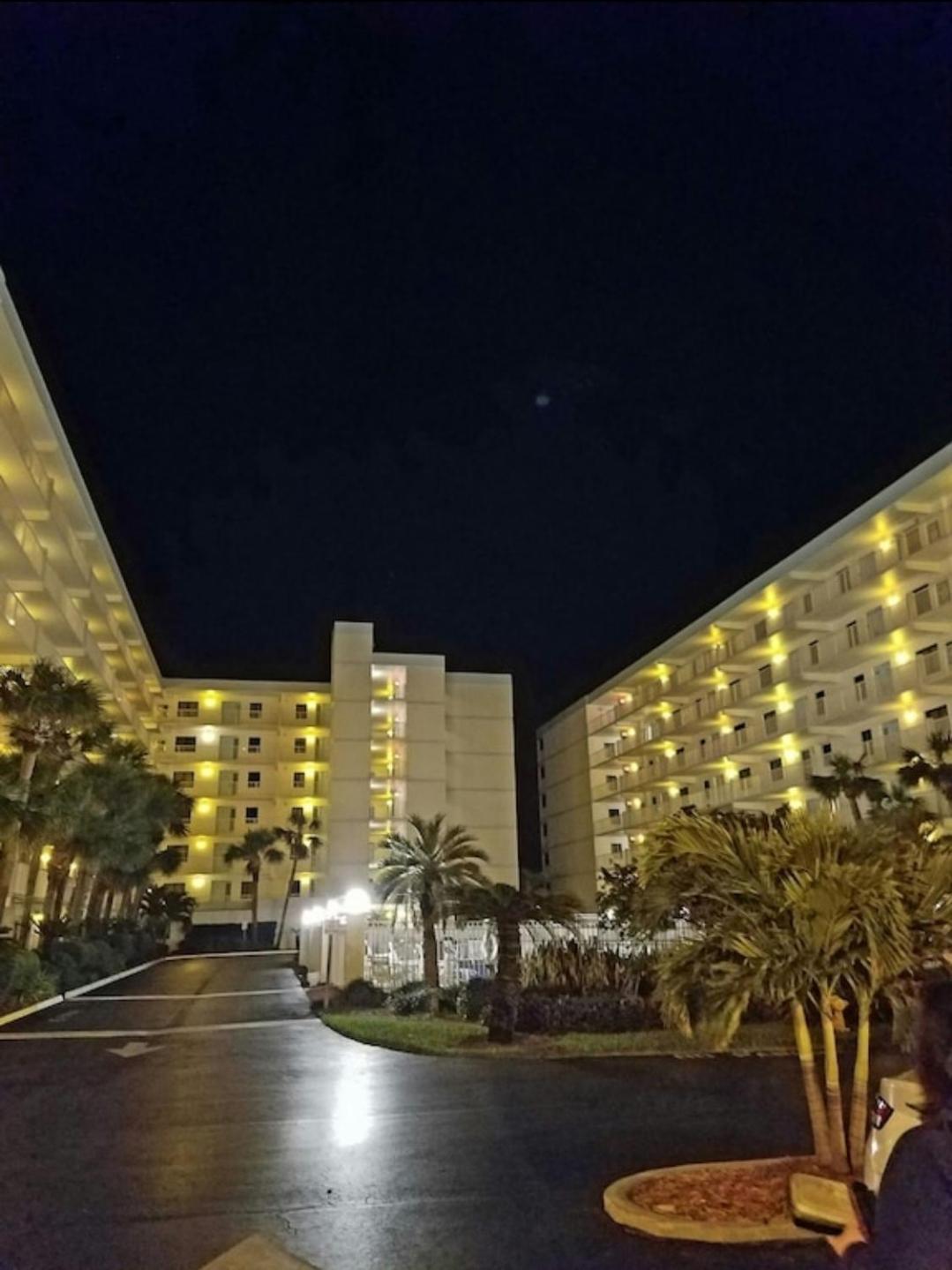 Sandcastles Condominium Complex photo 4