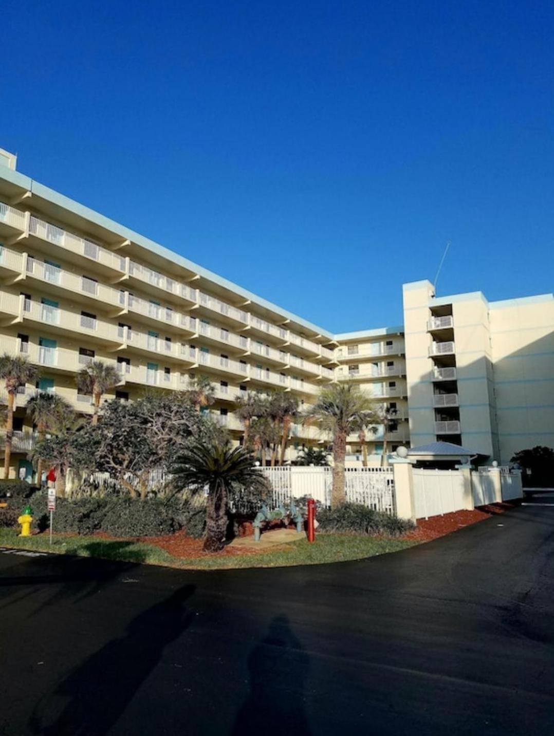 Sandcastles Condominium Complex photo 3