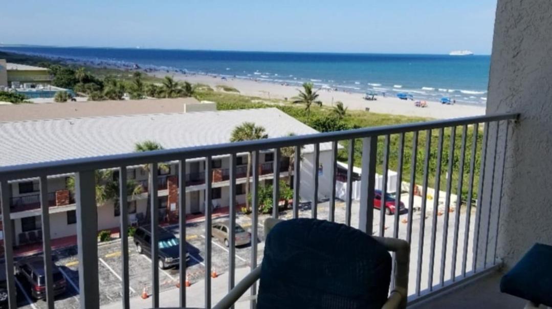 Sandcastles Condominium Complex photo 2