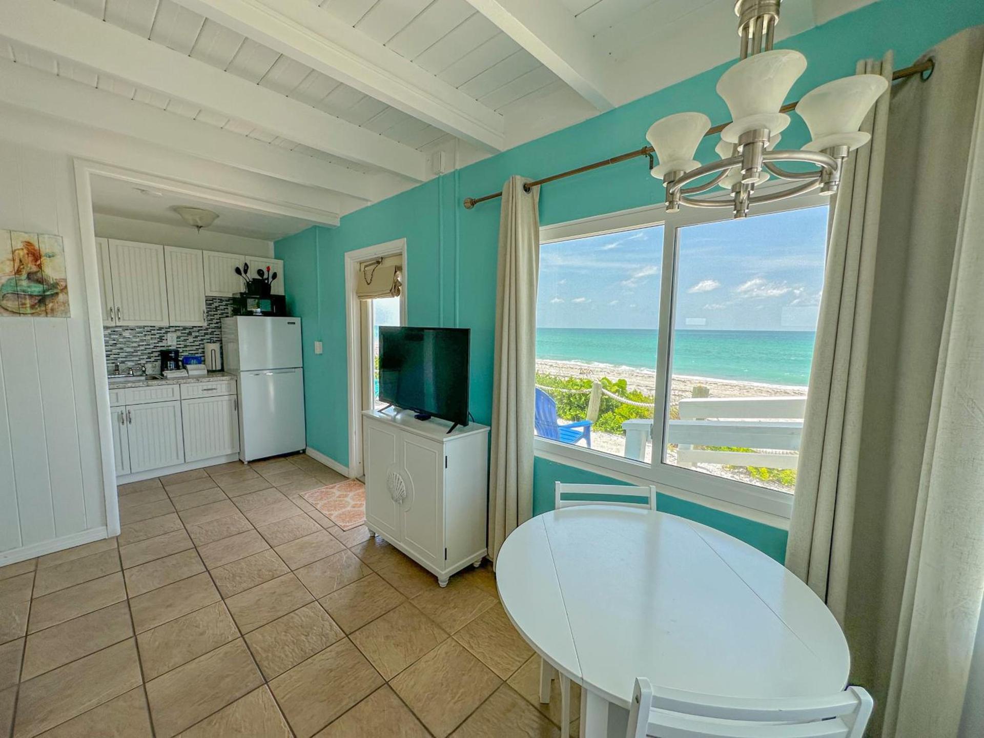 The Pearl Beach Inn photo 56