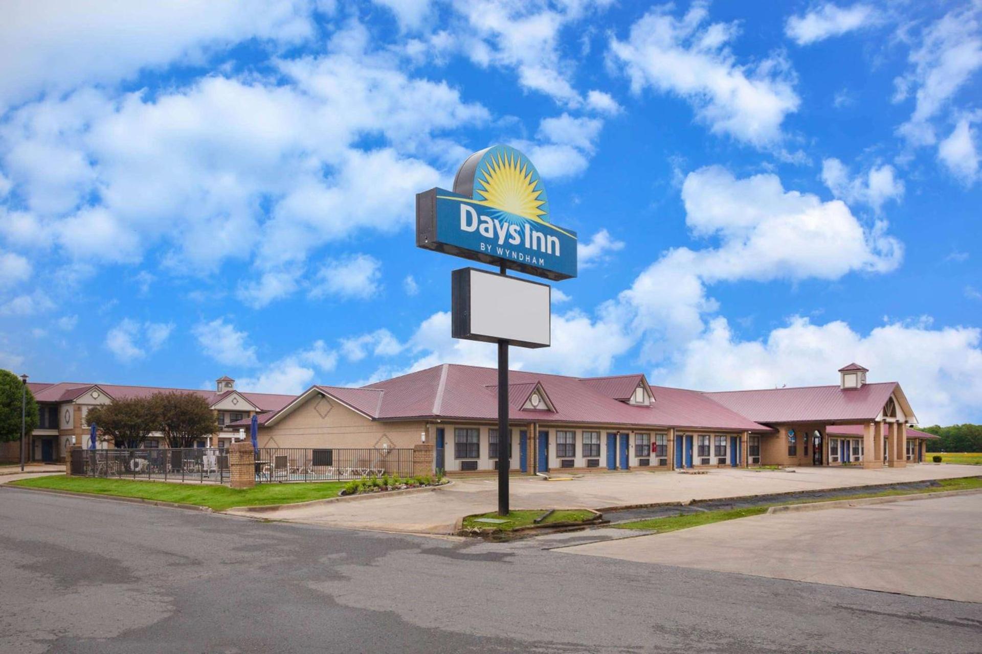 Days Inn by Wyndham Lonoke — hotel in Lonoke