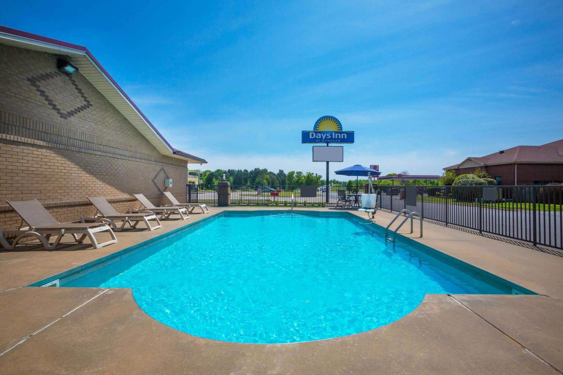 Days Inn by Wyndham Lonoke photo 8