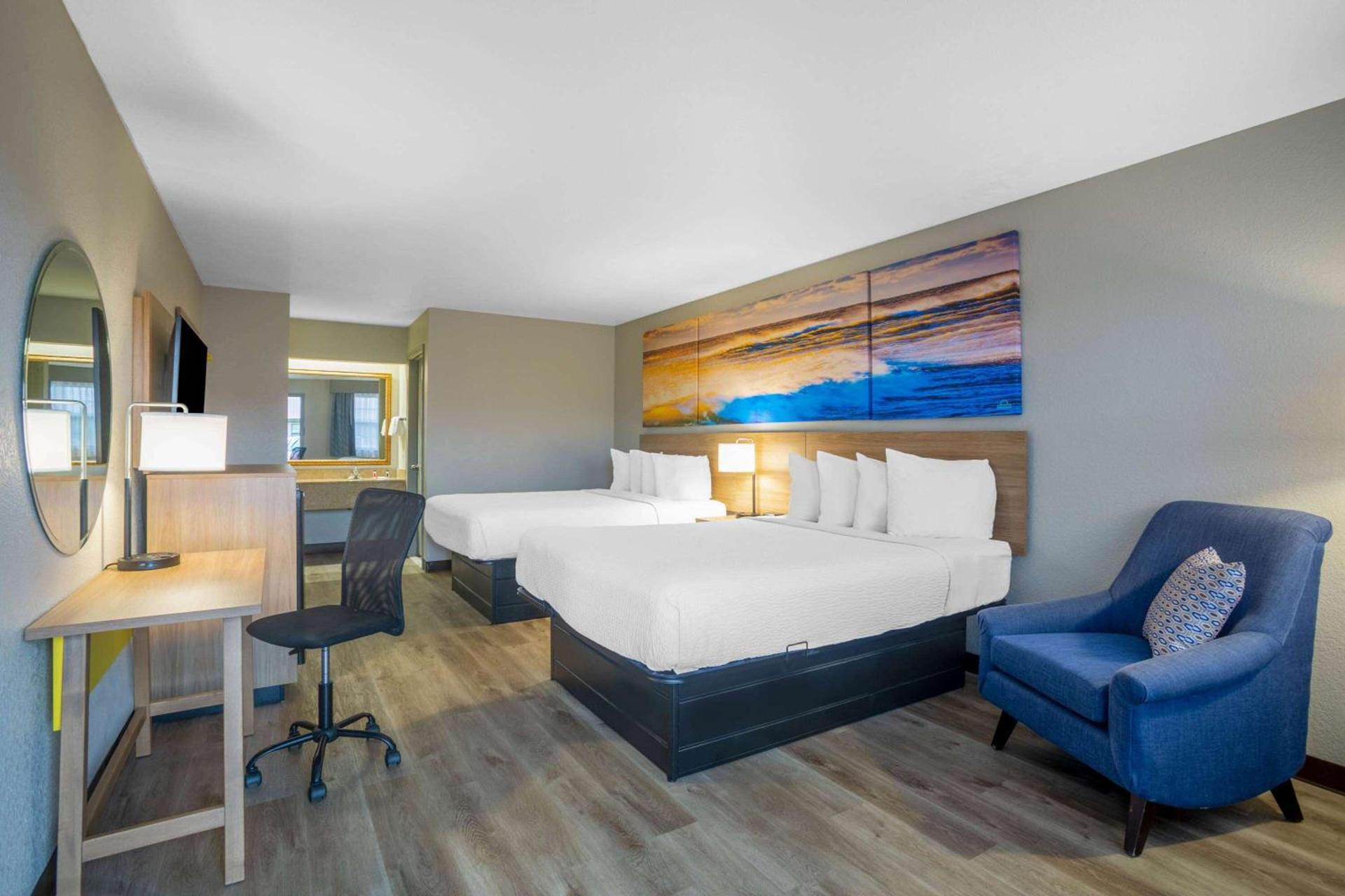 Days Inn by Wyndham Lonoke photo 11