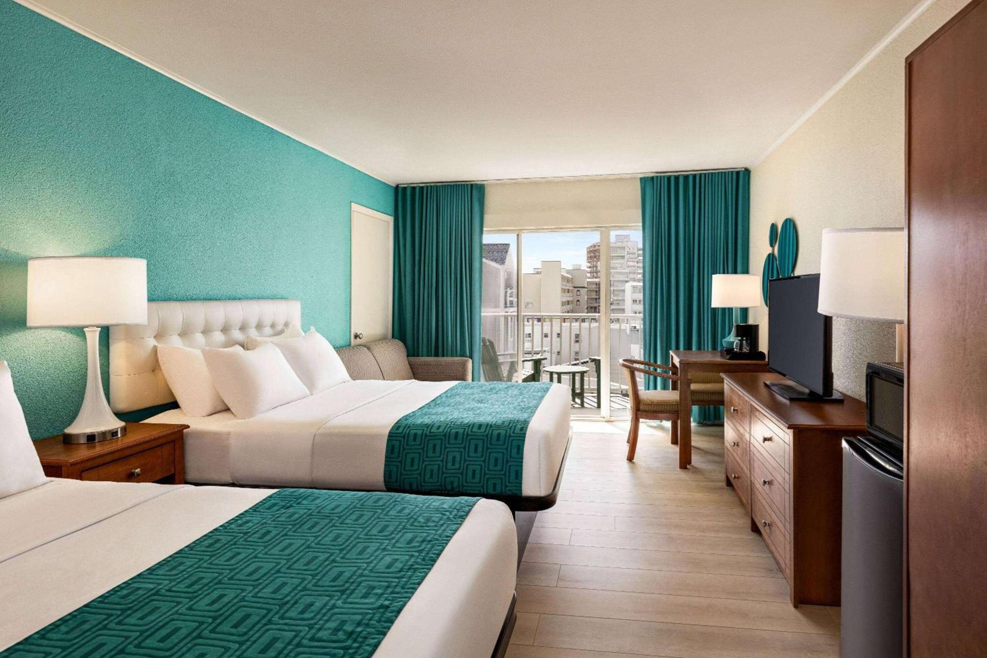 Howard Johnson by Wyndham Ocean City Oceanfront photo 9