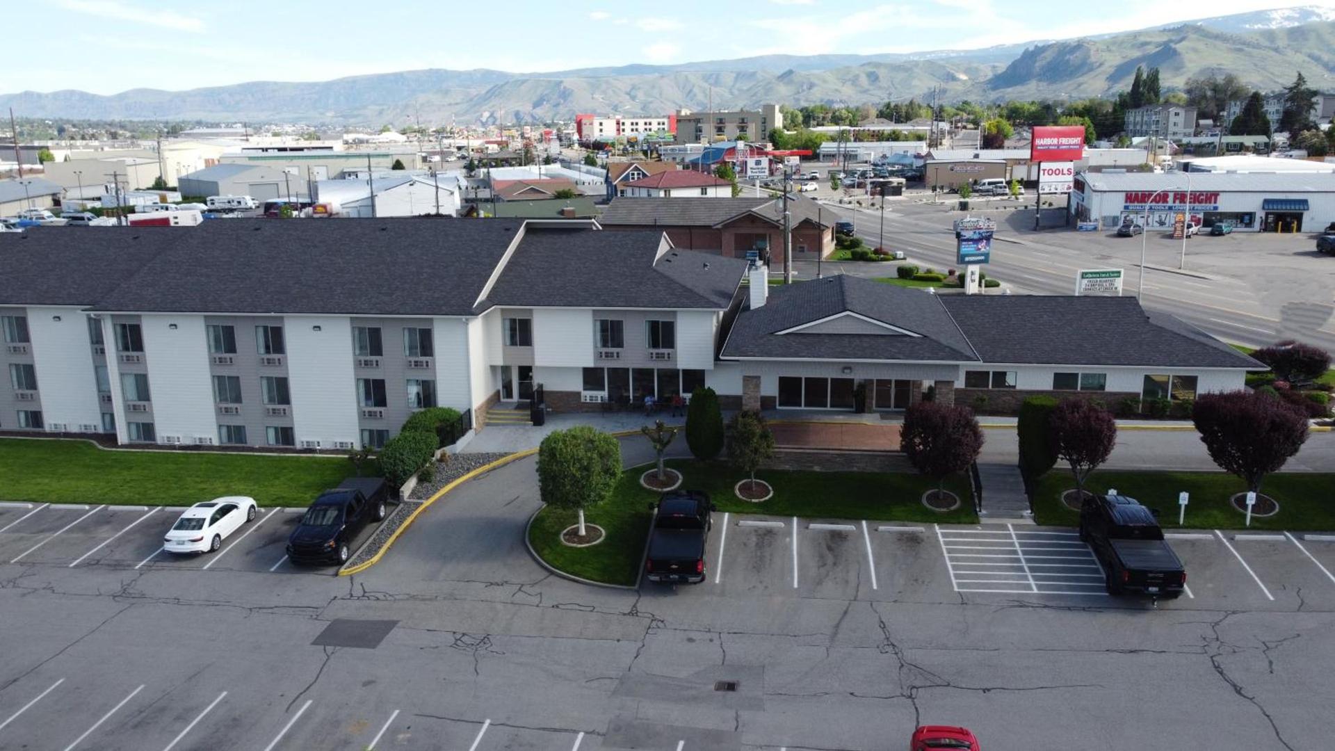 Clarion Pointe Wenatchee photo 41