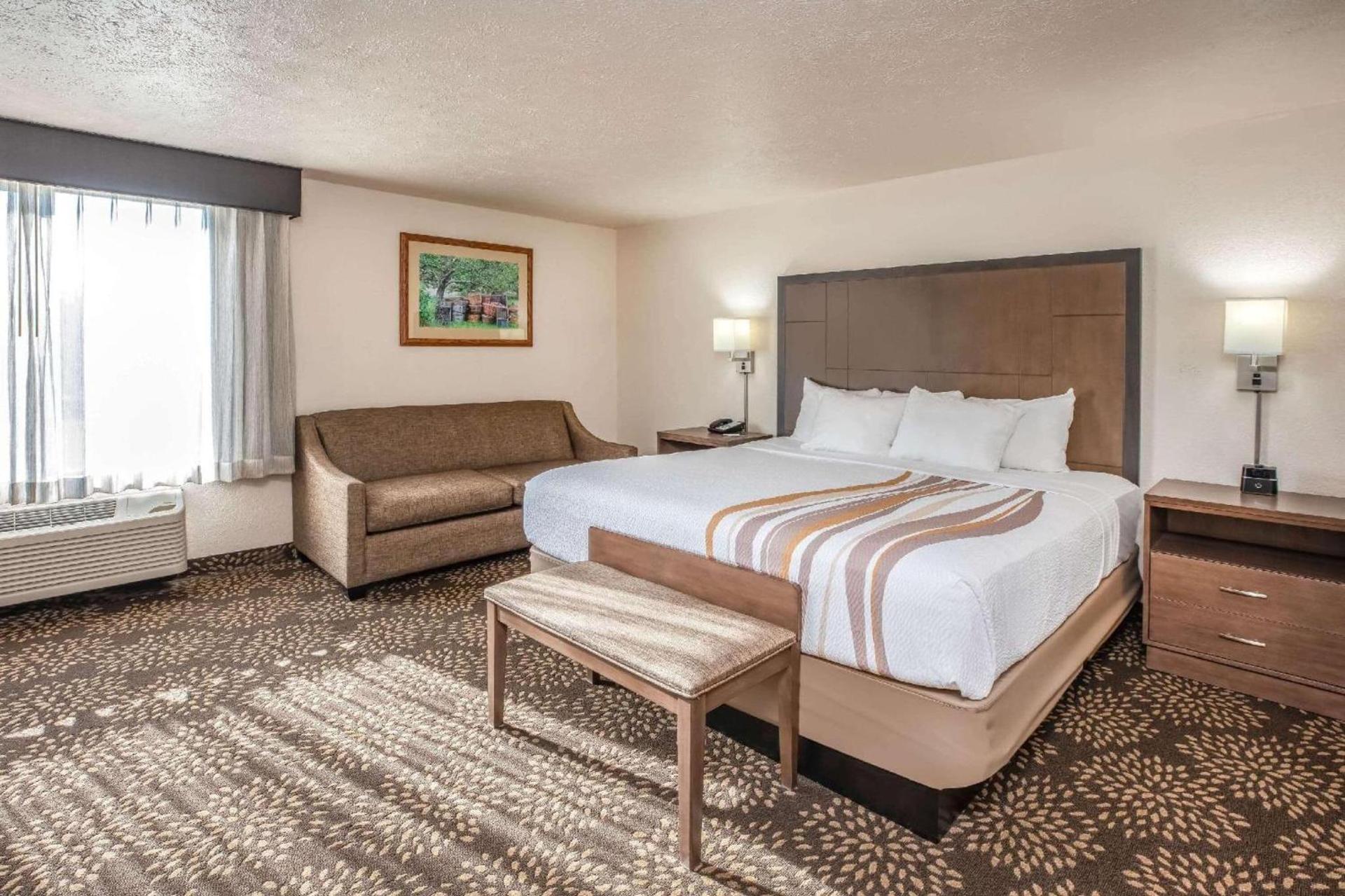 Clarion Pointe Wenatchee photo 44