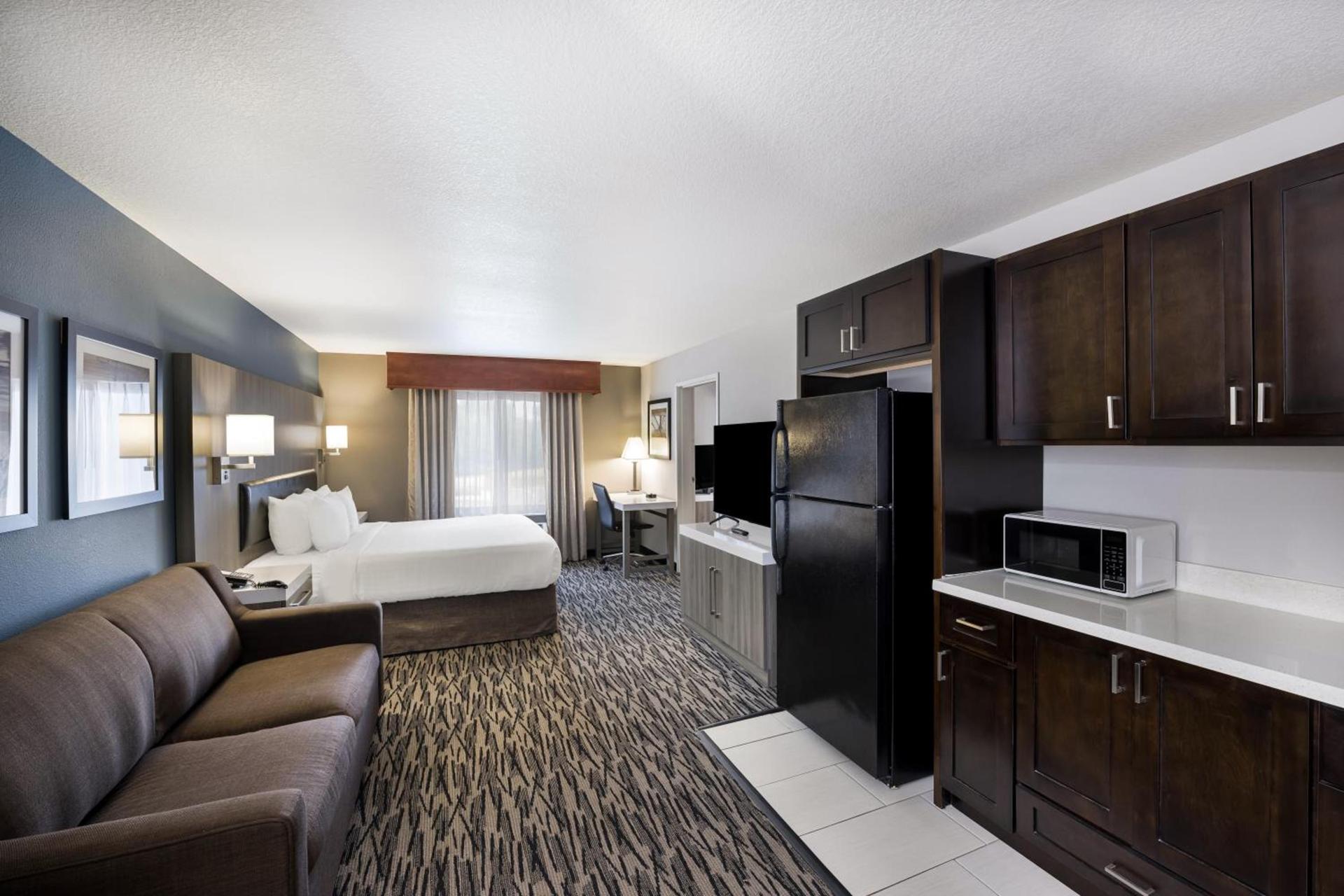 Best Western PLUS Mountain View Auburn Inn photo 72