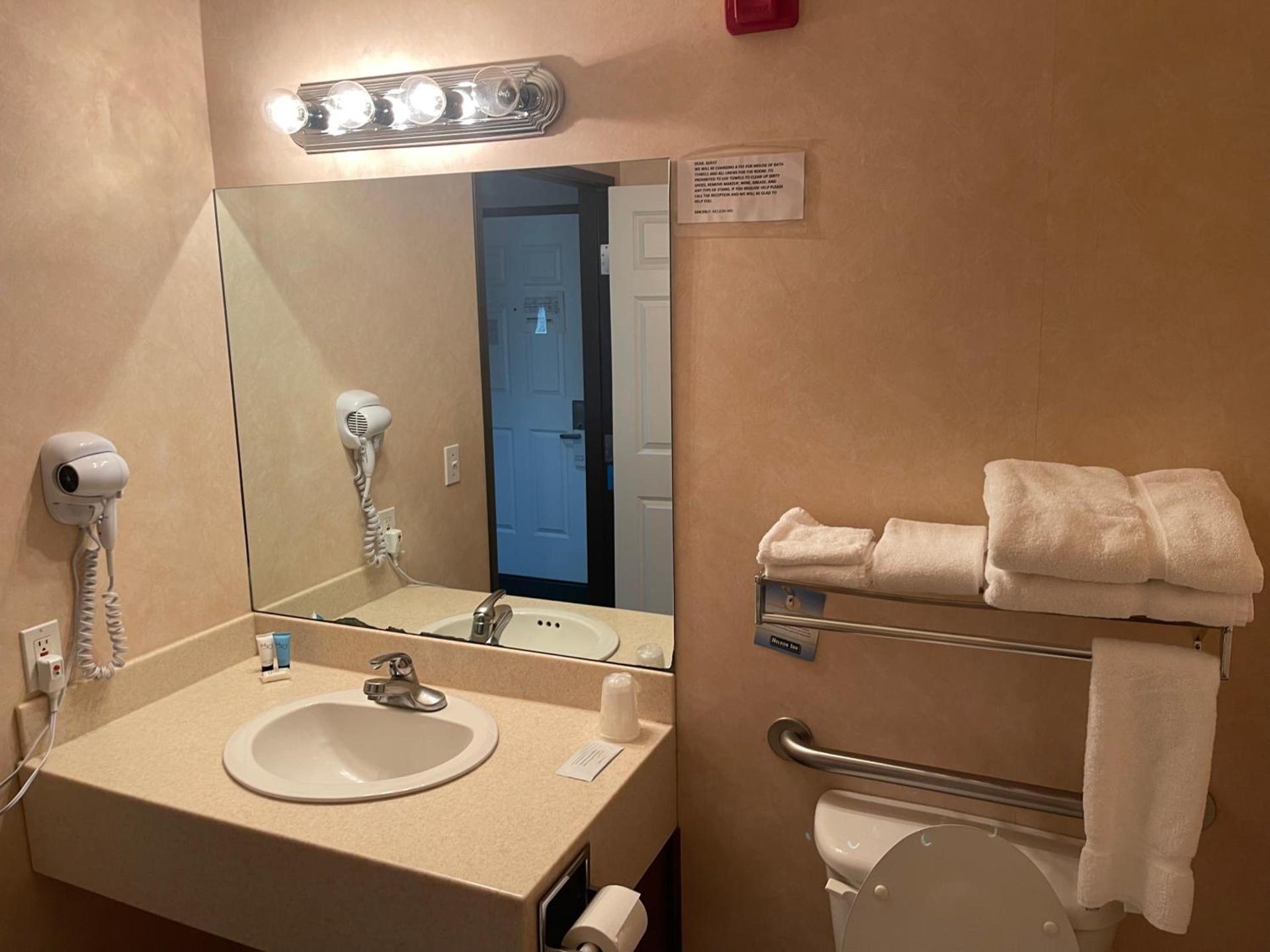 Hotel Yuma photo 14