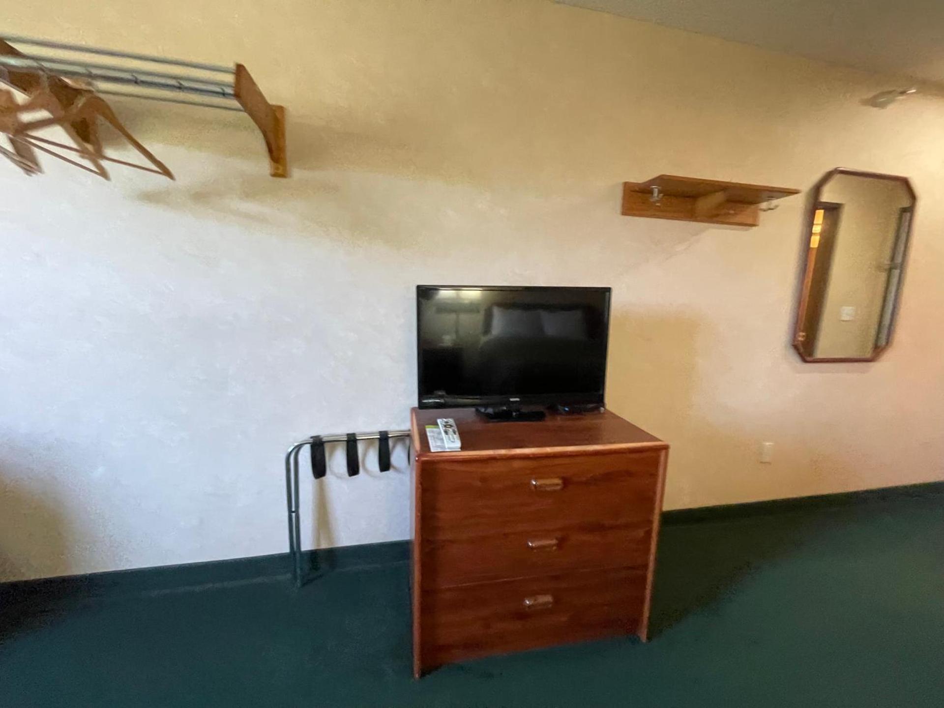 Hotel Yuma photo 32