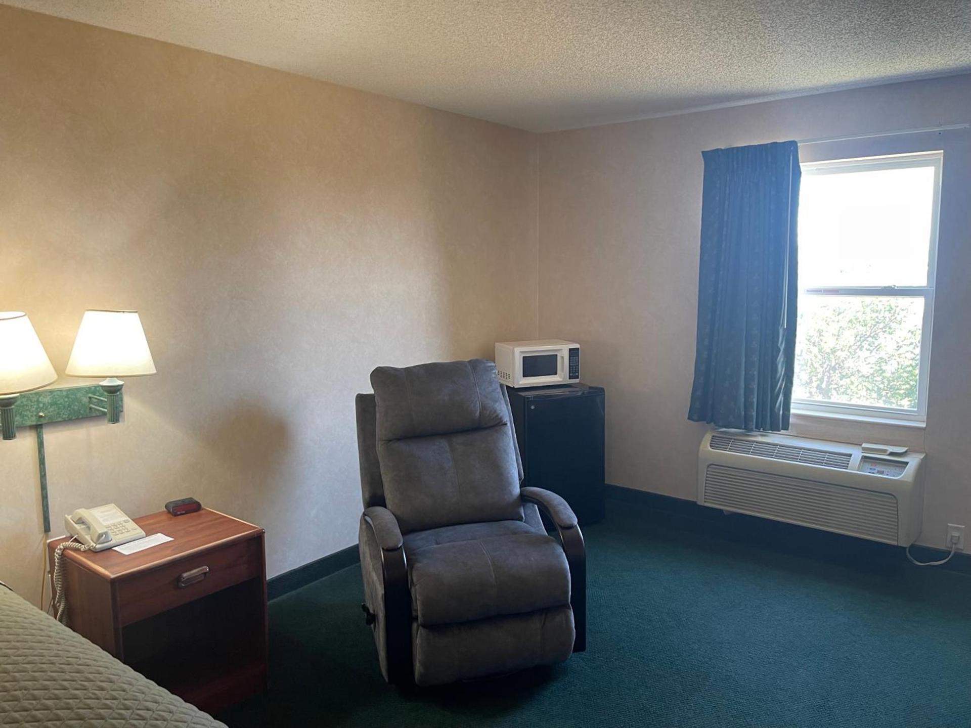 Hotel Yuma photo 25