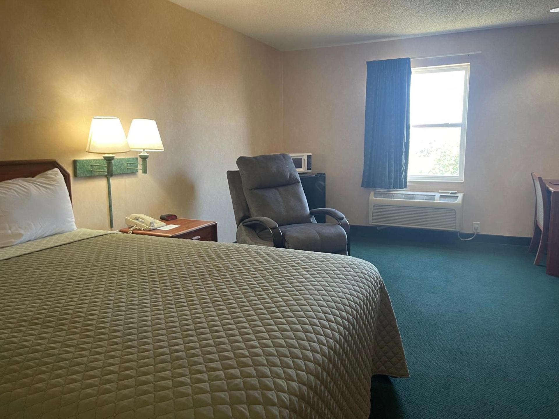 Hotel Yuma photo 26