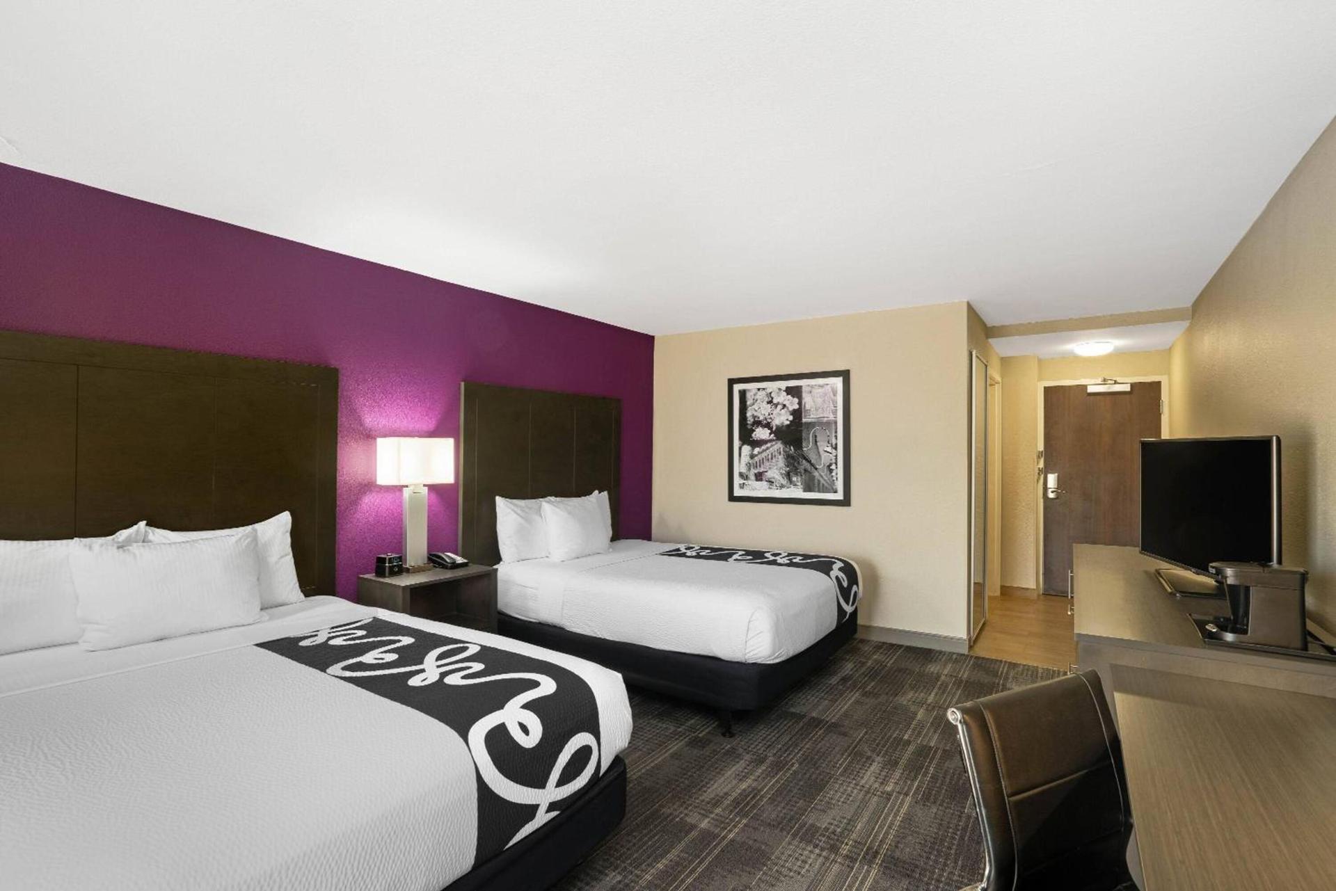 La Quinta by Wyndham Columbus MS photo 14
