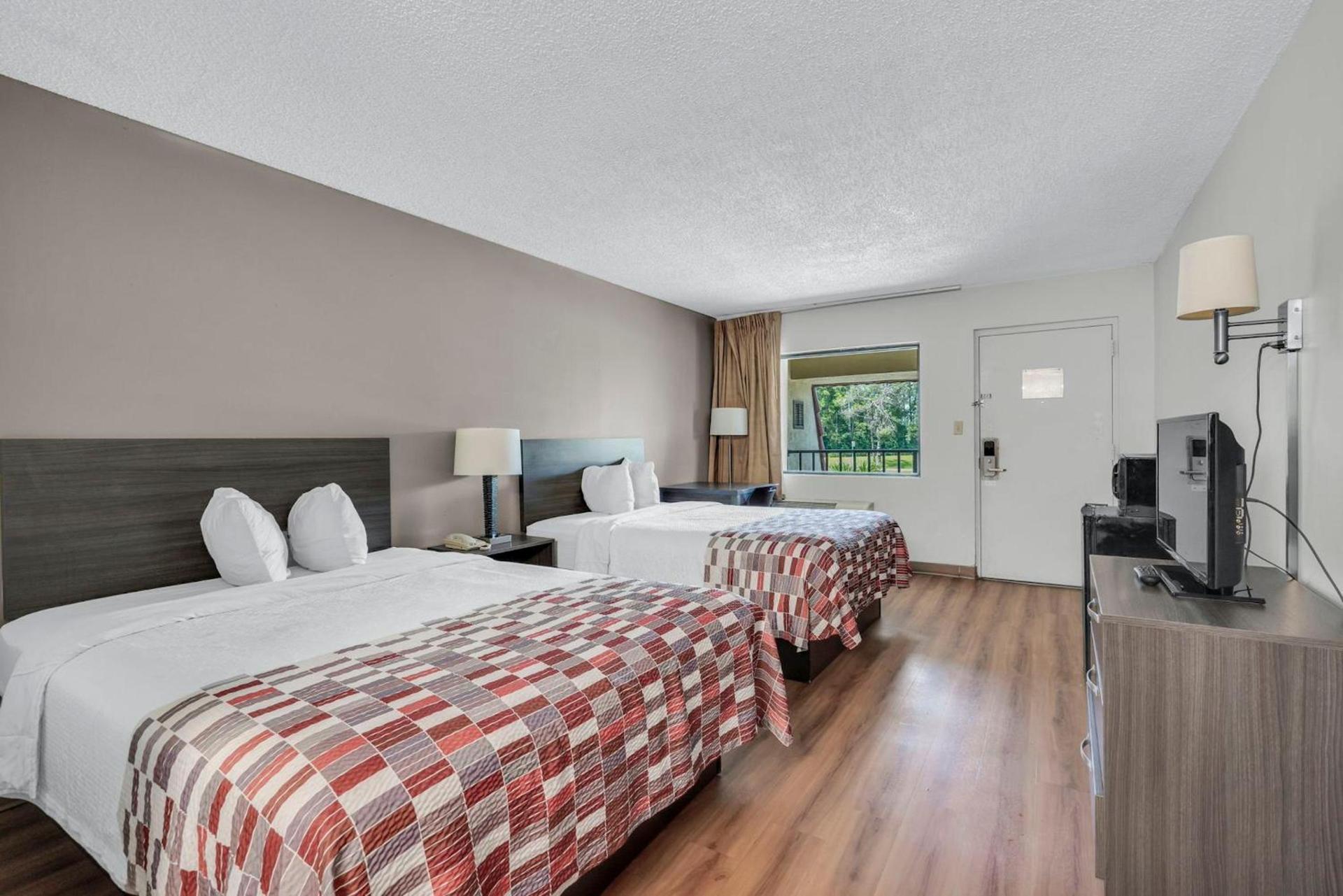 Red Roof Inn MacClenny photo 5