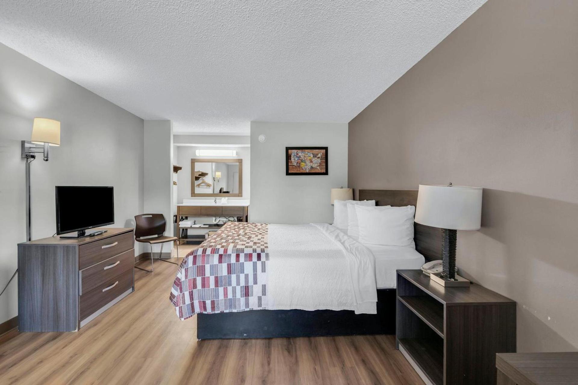 Red Roof Inn MacClenny photo 8