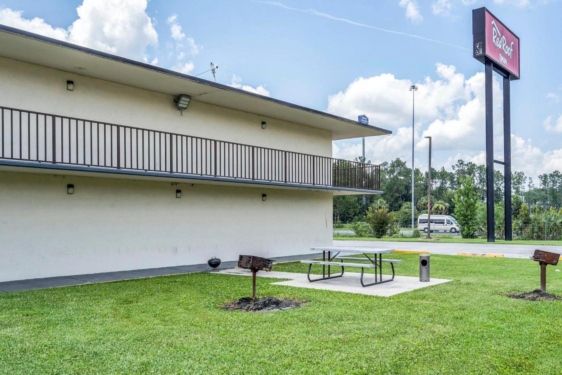 Red Roof Inn MacClenny photo 29