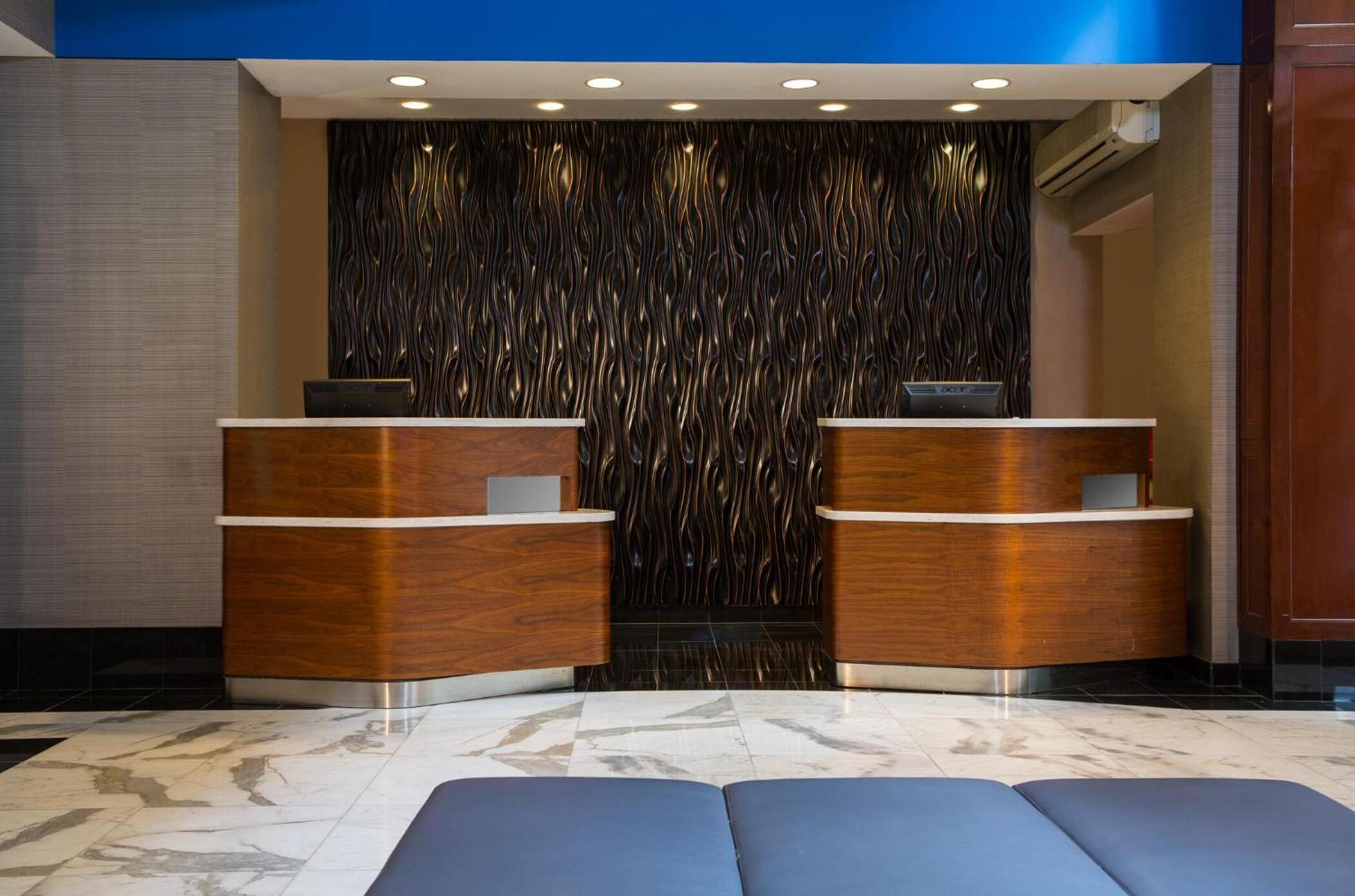 Courtyard by Marriott New York Manhattan/ Fifth Avenue photo 5