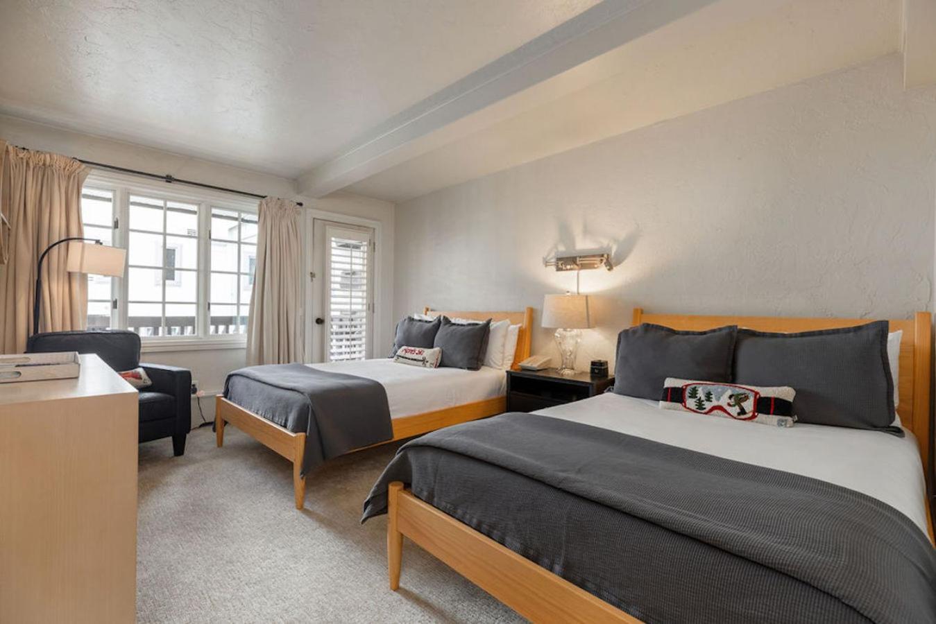 Lodge at Vail Condominiums photo 69