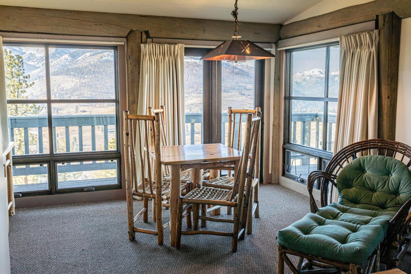Sun Mountain Lodge photo 2