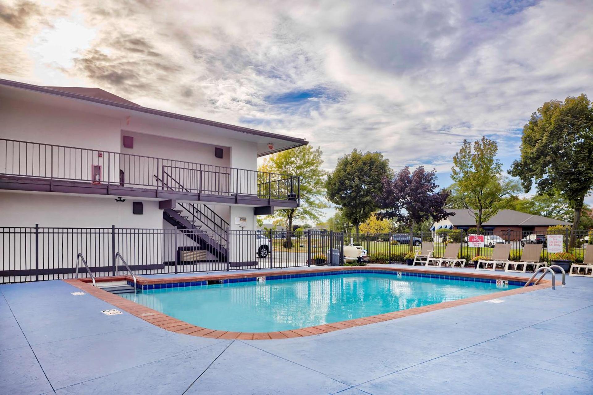 Motel 6-Oshkosh, WI photo 4