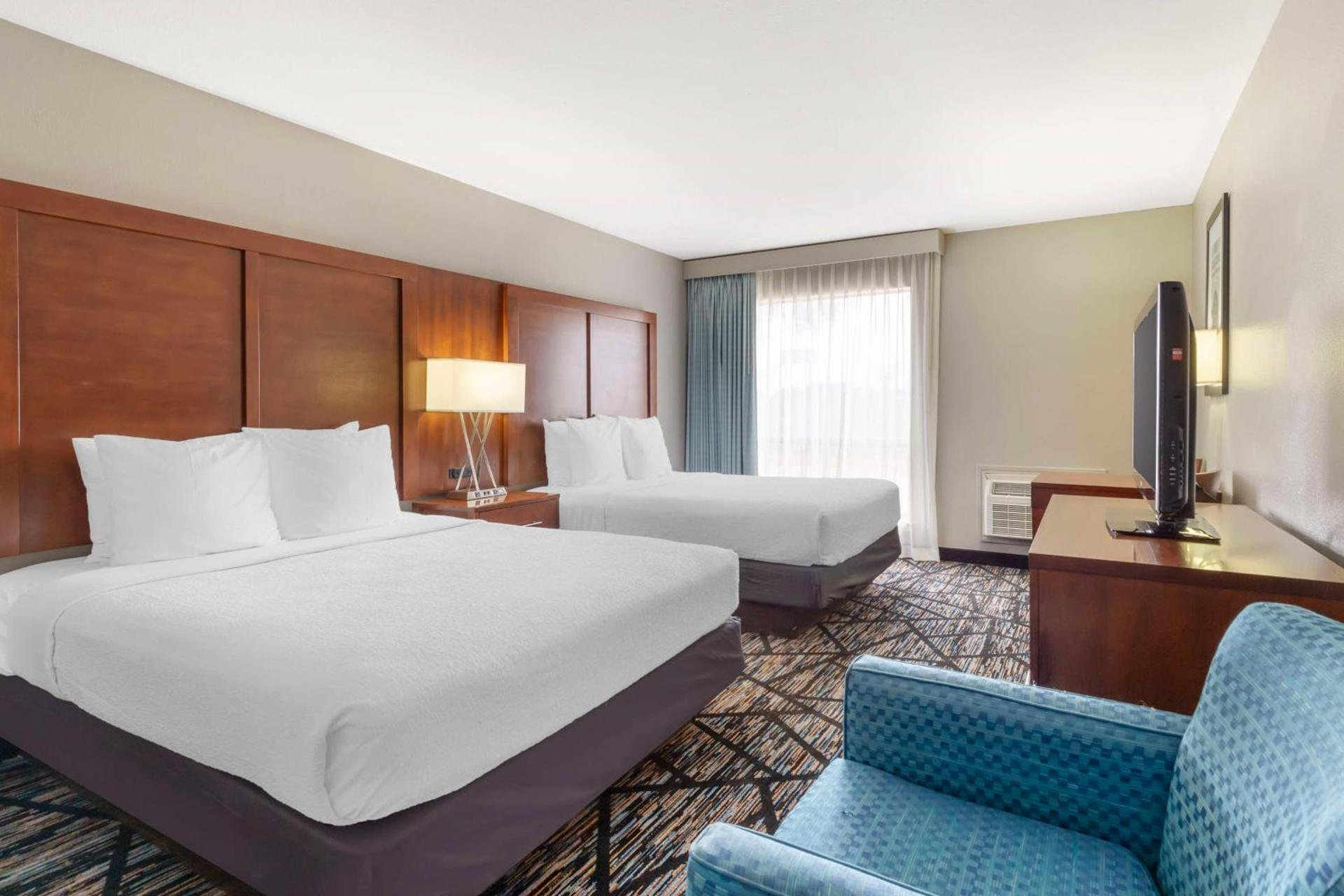 Best Western near Lackland AFB SeaWorld photo 9